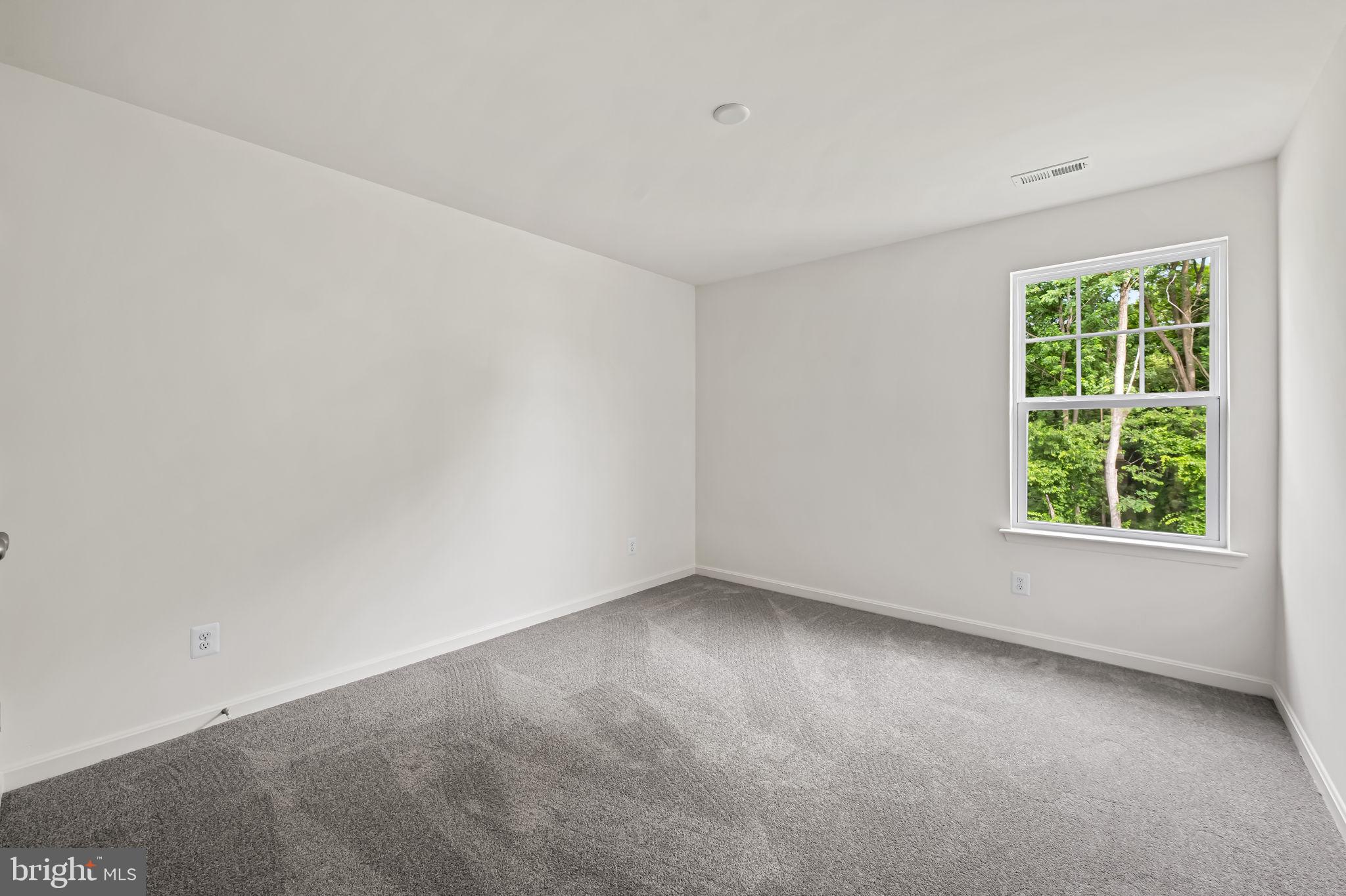 RICHMOND HILLS - Residential