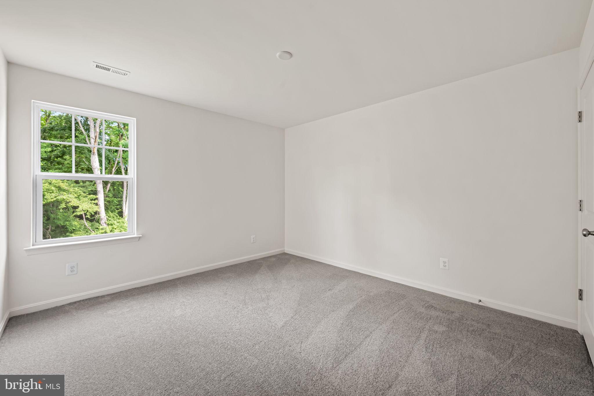 RICHMOND HILLS - Residential