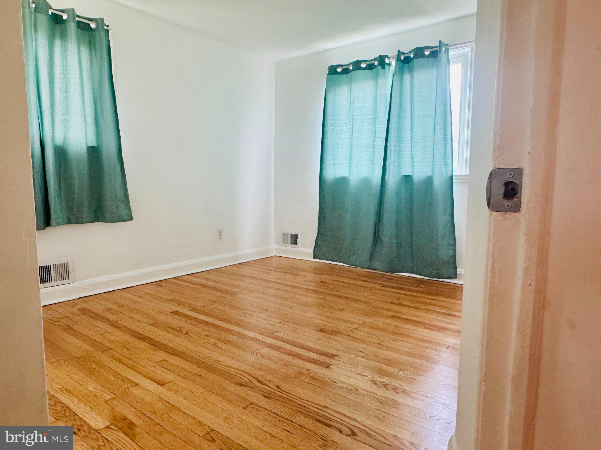 HILLENDALE - Residential