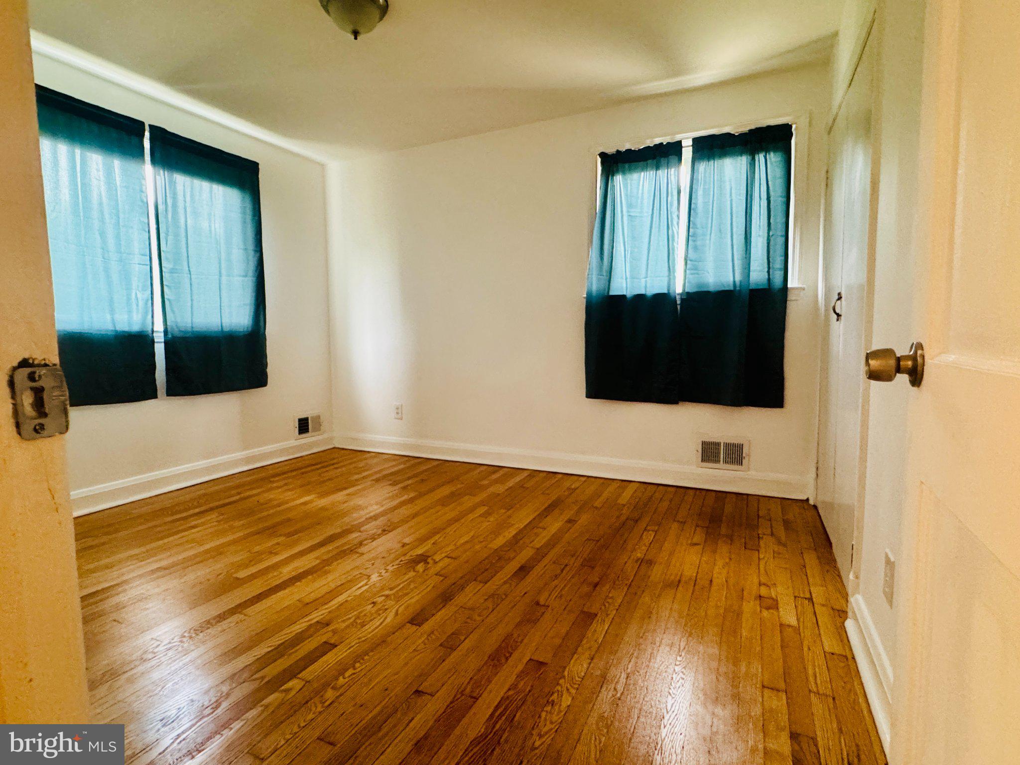 HILLENDALE - Residential