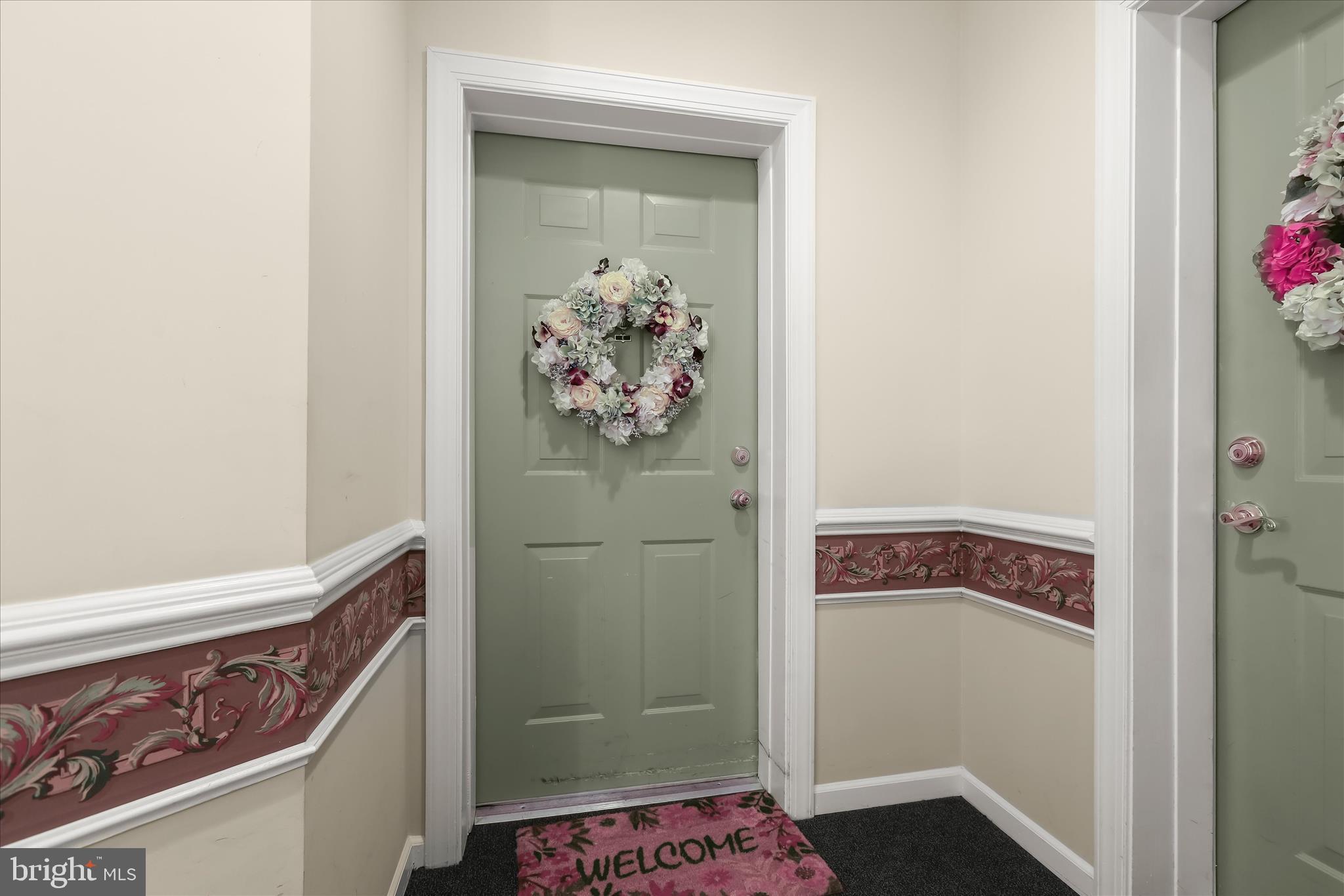 HEARTHSTONE AT VILLAGE CREST CONDOMINIUMS - Residential