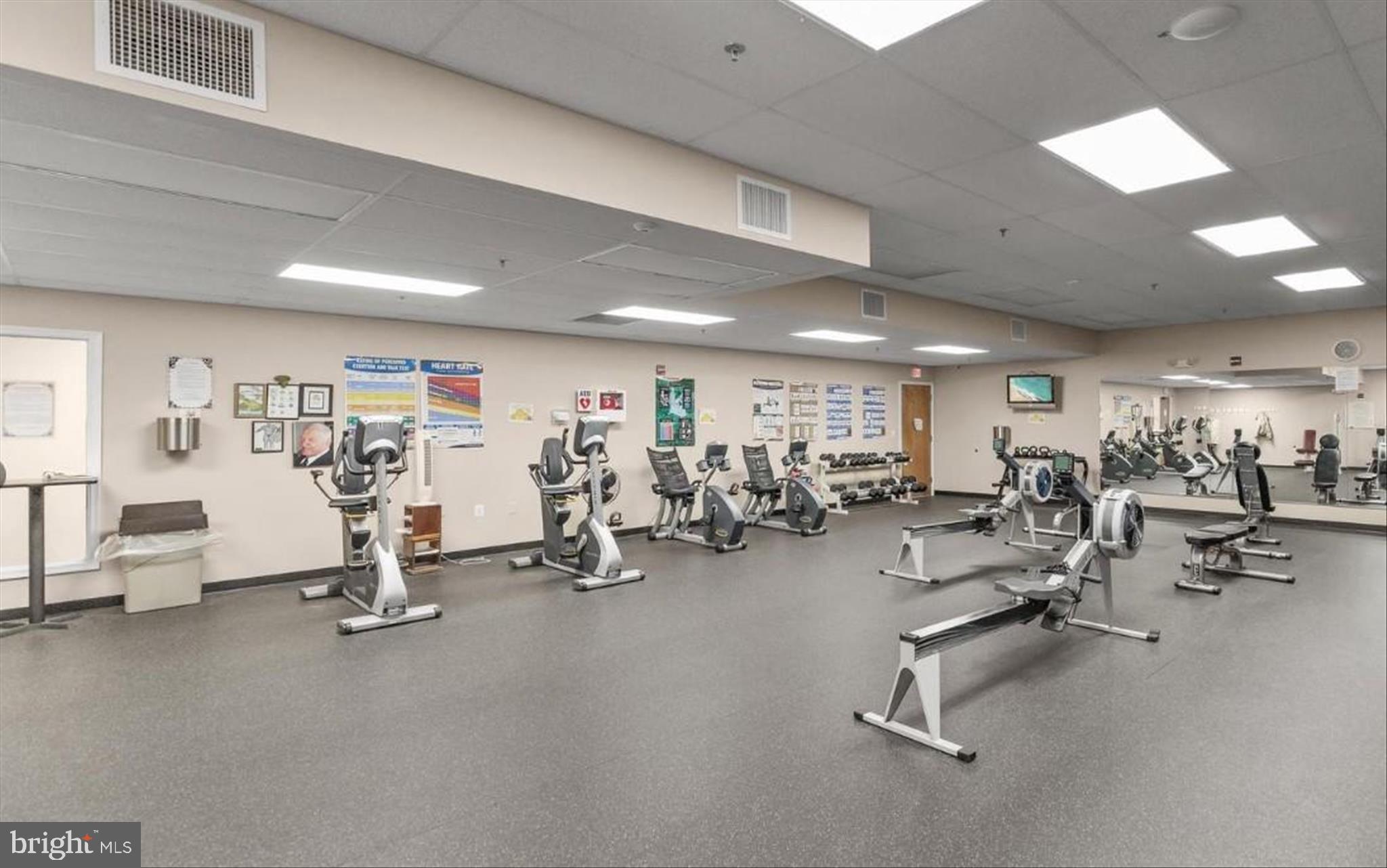 HEARTHSTONE AT VILLAGE CREST CONDOMINIUMS - Residential