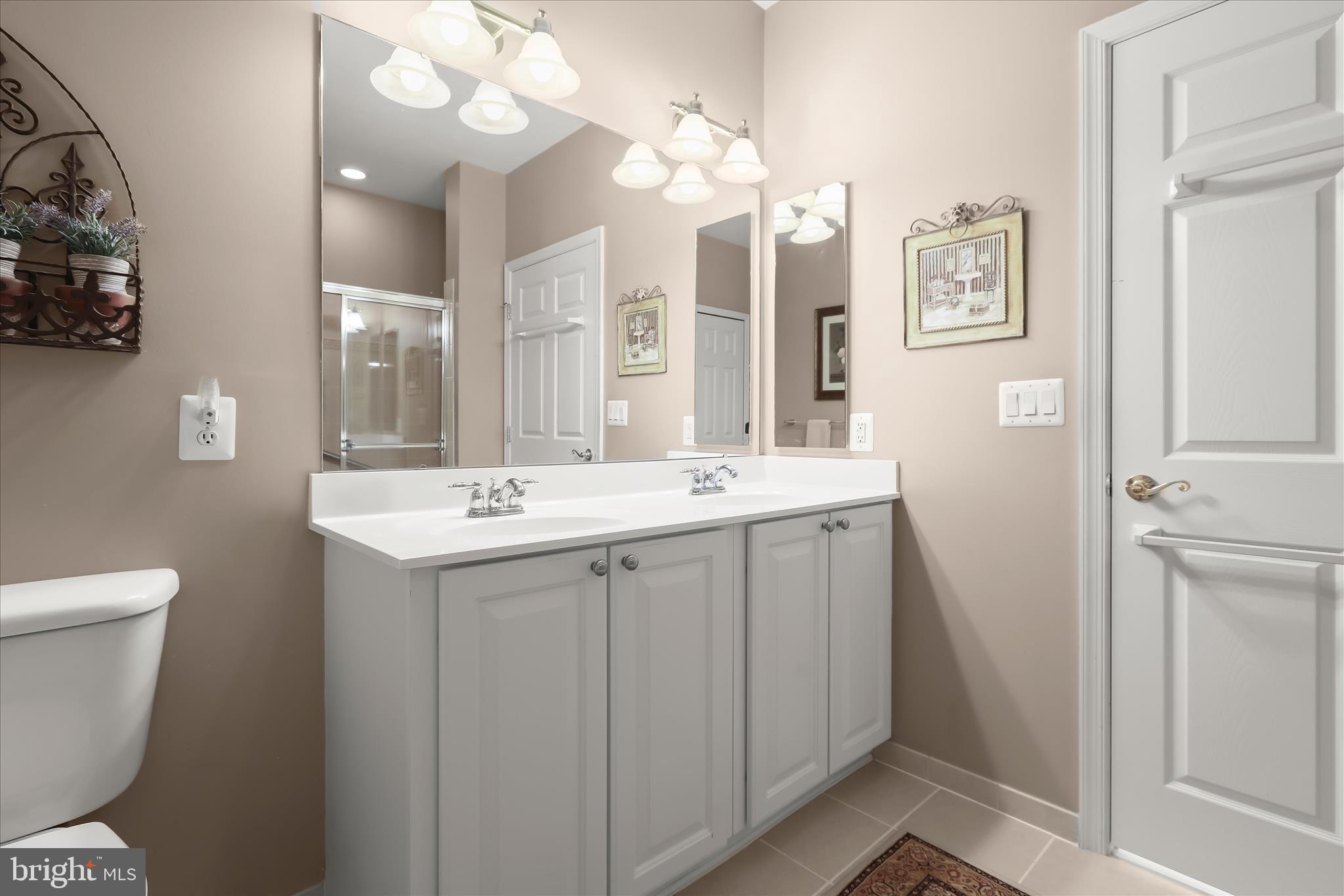 HEARTHSTONE AT VILLAGE CREST CONDOMINIUMS - Residential