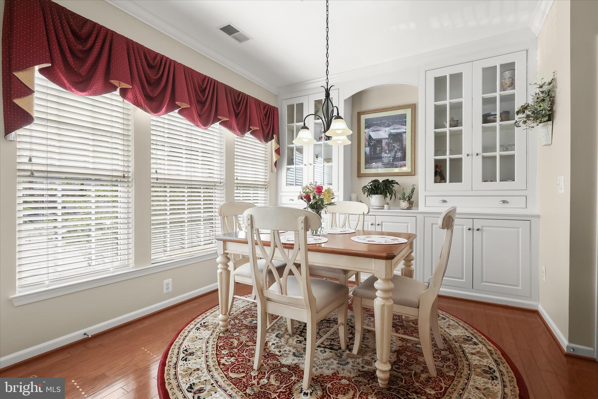HEARTHSTONE AT VILLAGE CREST CONDOMINIUMS - Residential