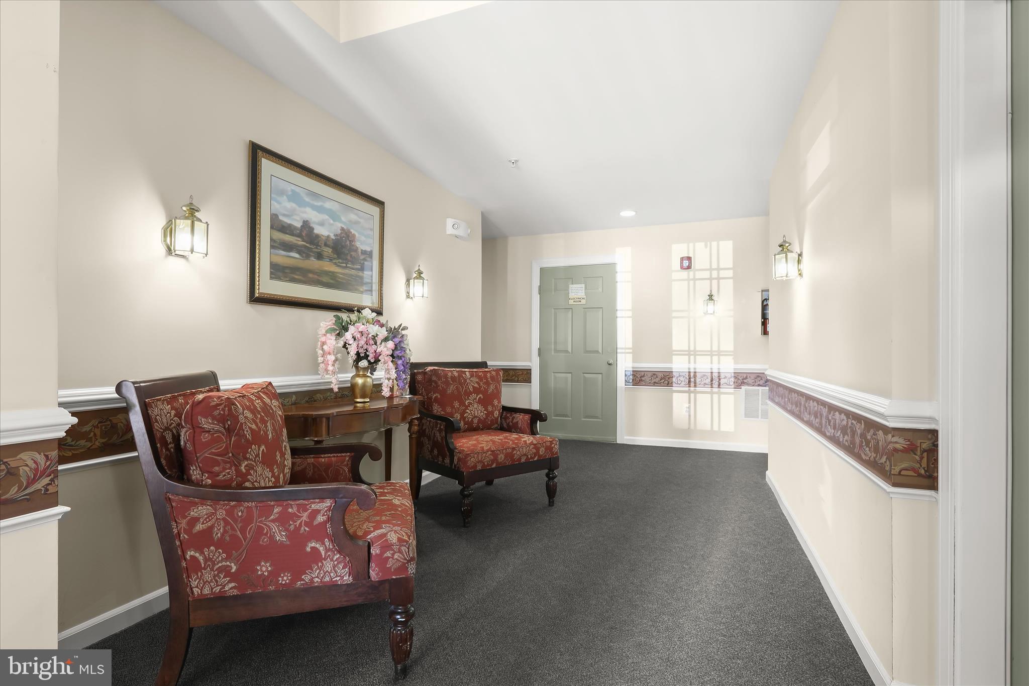 HEARTHSTONE AT VILLAGE CREST CONDOMINIUMS - Residential
