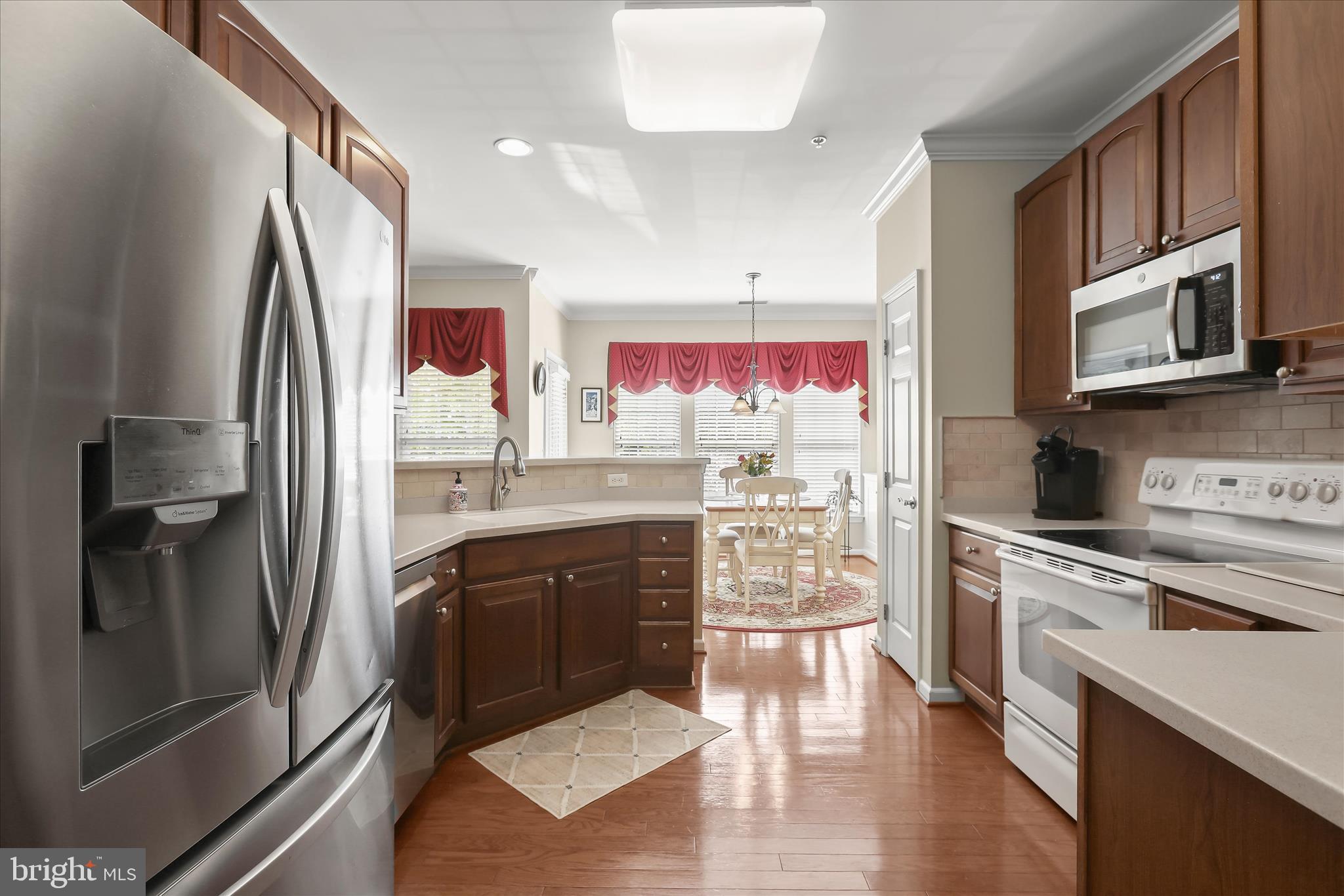 HEARTHSTONE AT VILLAGE CREST CONDOMINIUMS - Residential