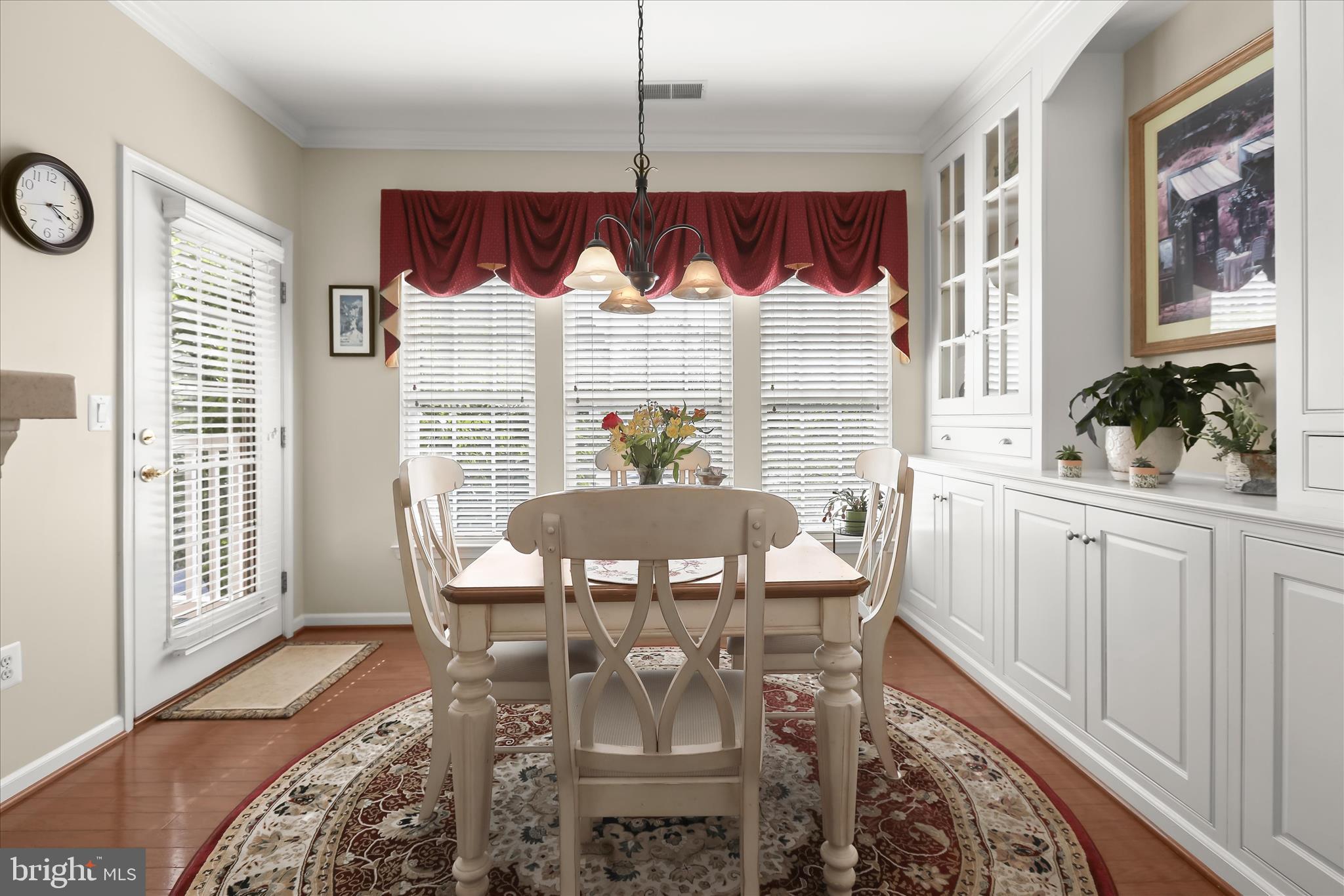 HEARTHSTONE AT VILLAGE CREST CONDOMINIUMS - Residential