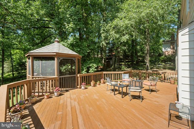 CANDLEWOOD PARK - Residential Lease
