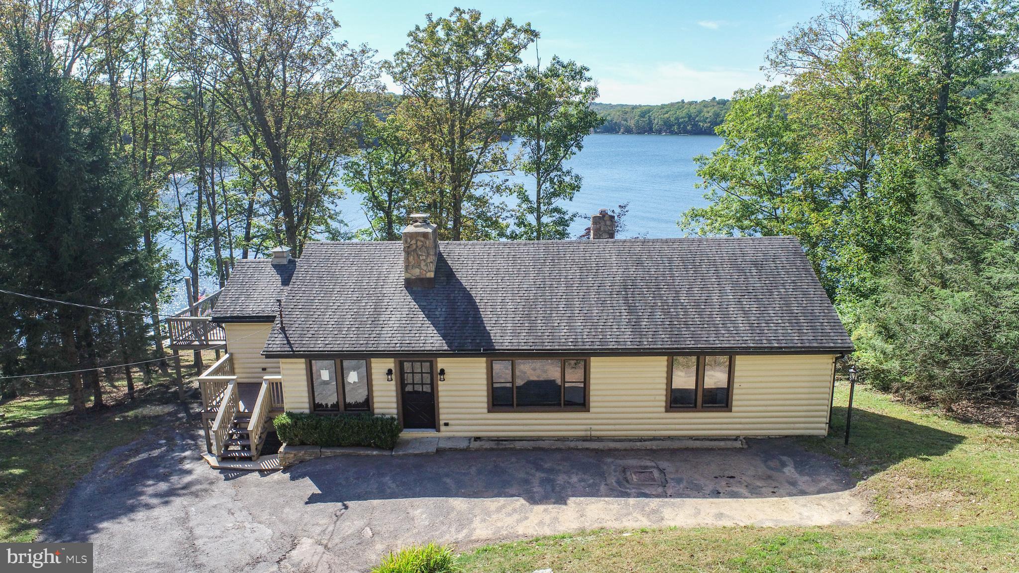 LAKE SHORE DRIVE - Residential