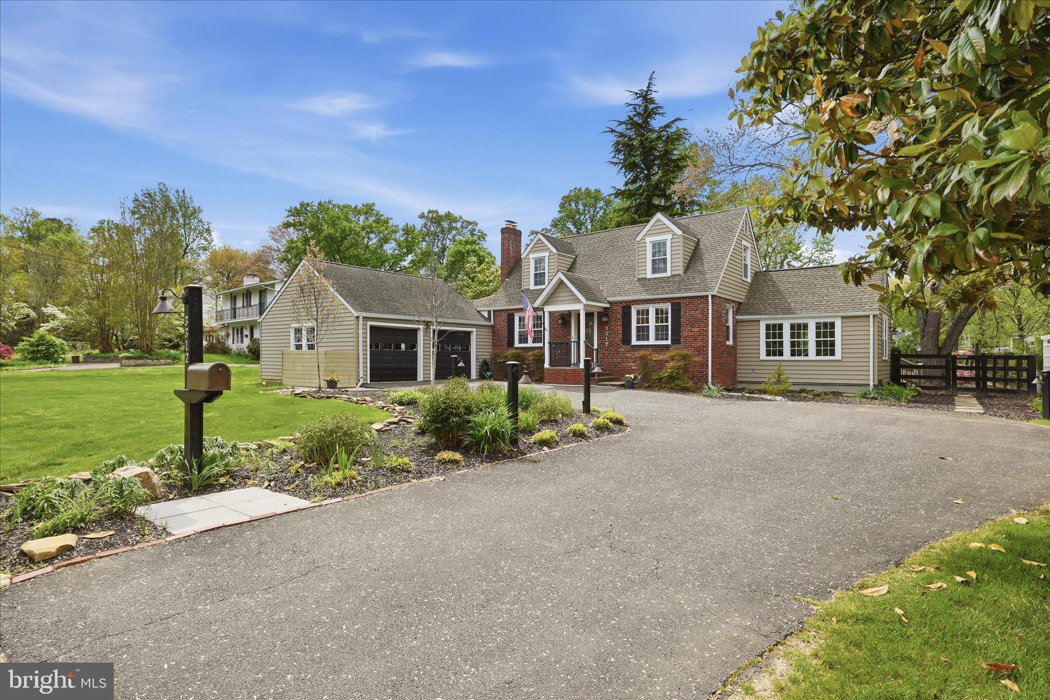 ROBERT E STAFFORD - Residential