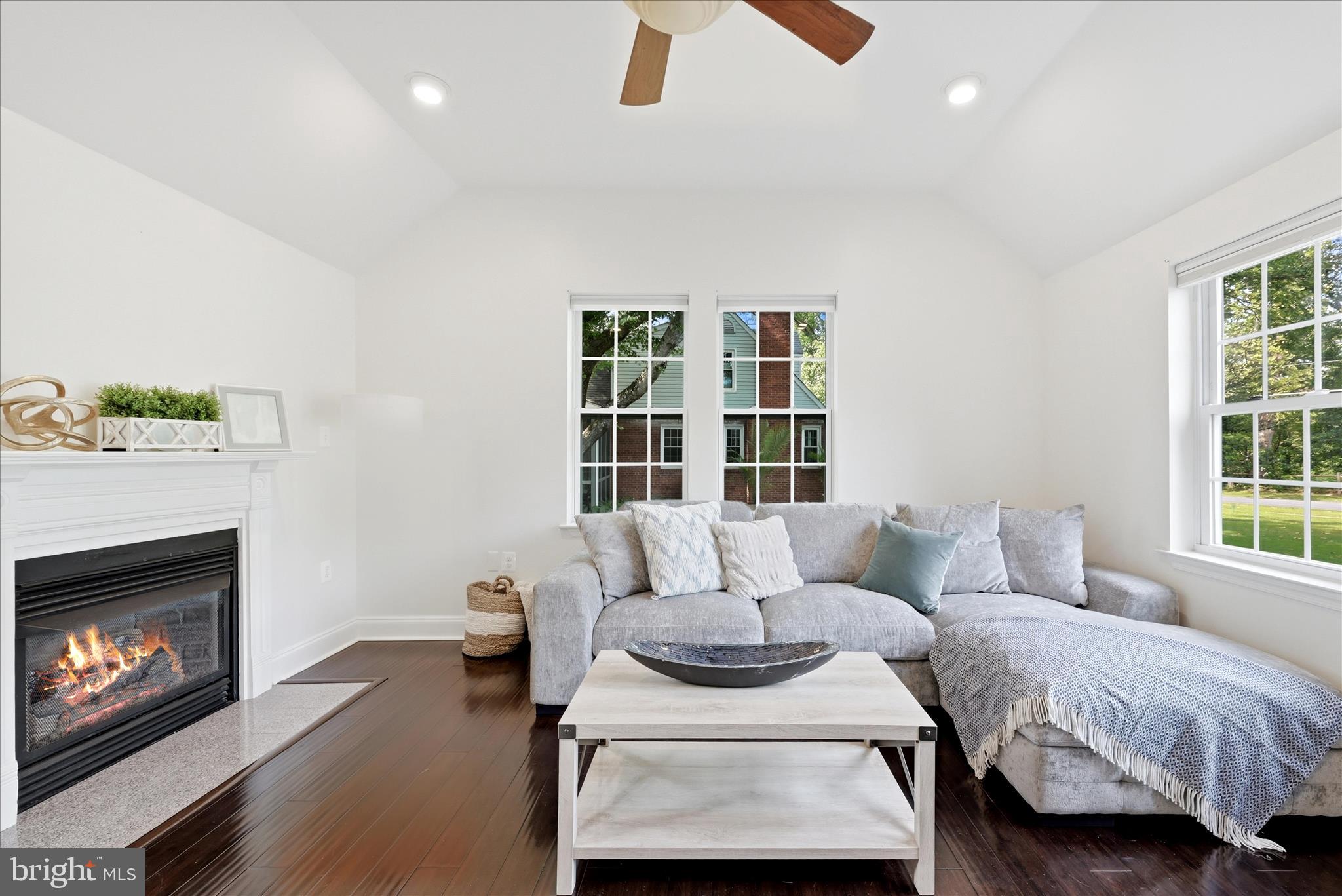 ROBERT E STAFFORD - Residential