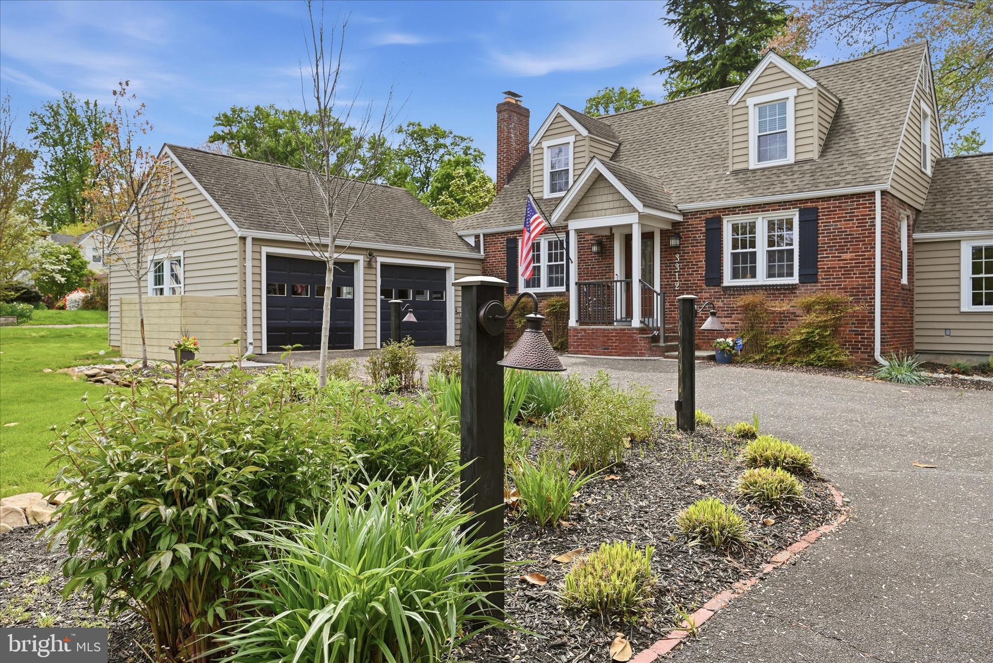 ROBERT E STAFFORD - Residential