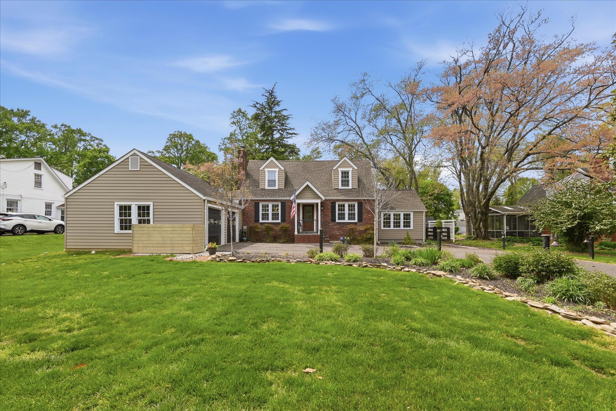 ROBERT E STAFFORD - Residential