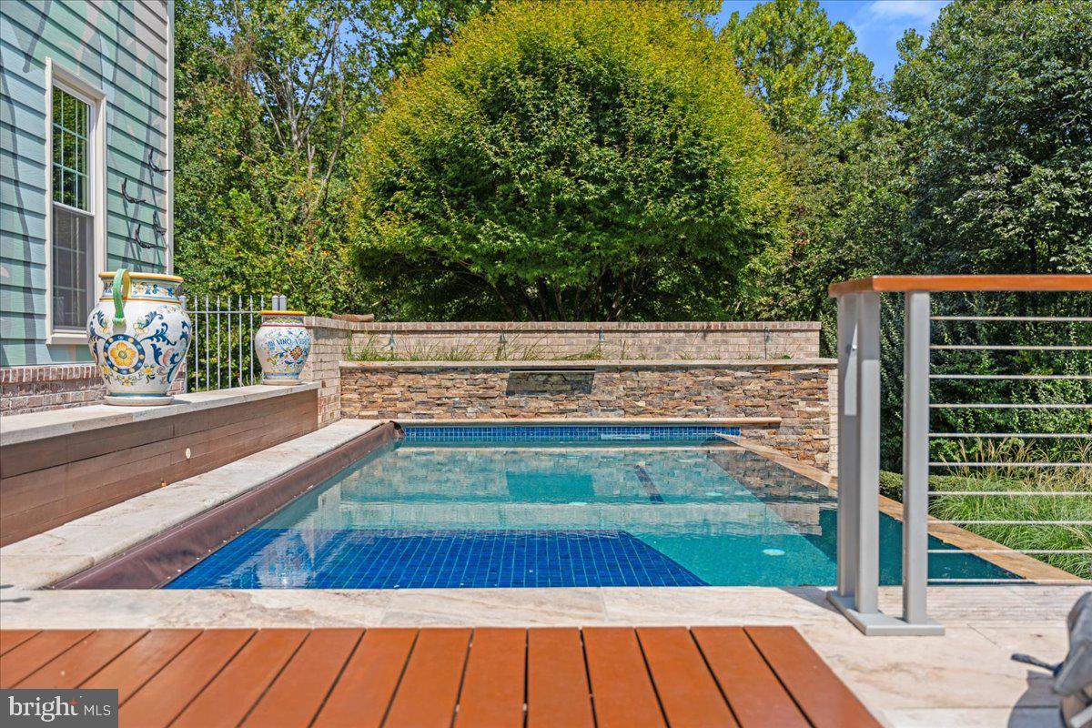 BROWNS MILL FOREST - Residential