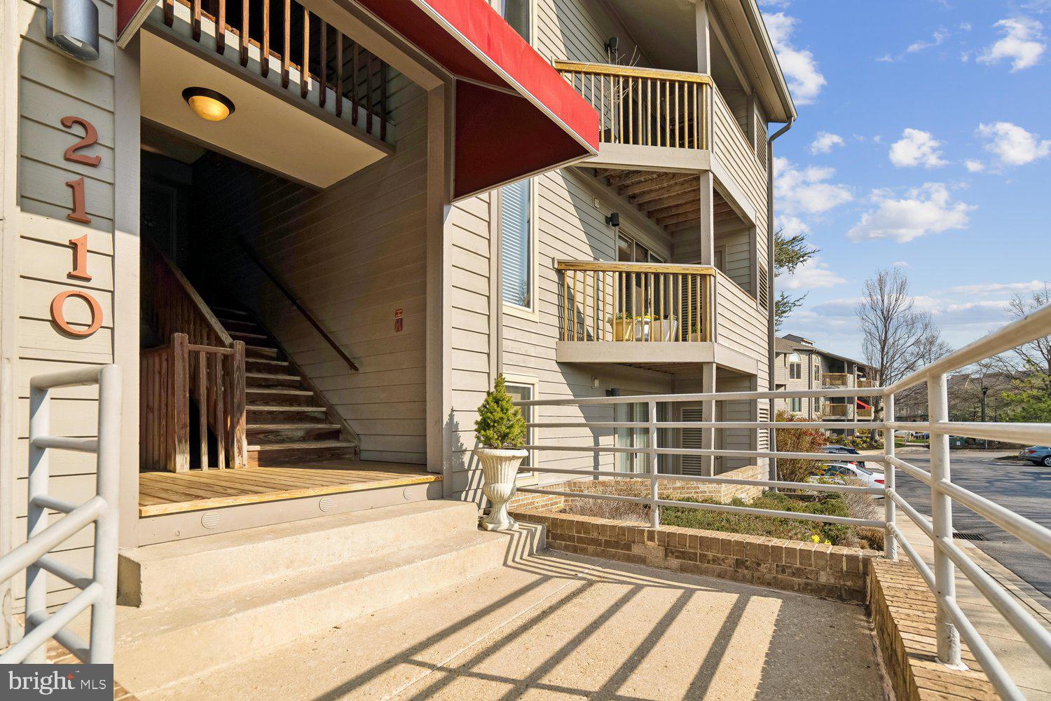 CHESAPEAKE HARBOUR - Residential
