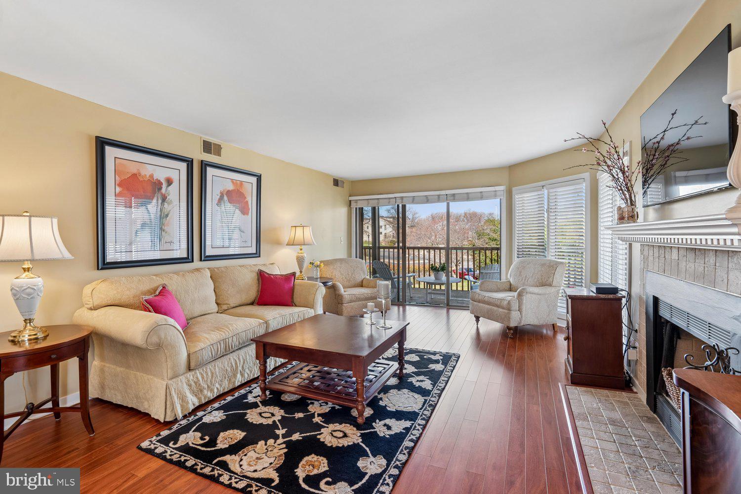 CHESAPEAKE HARBOUR - Residential