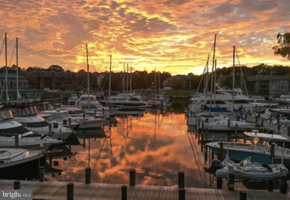 CHESAPEAKE HARBOUR - Residential