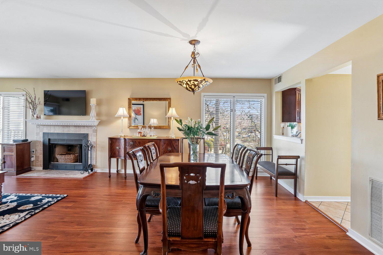 CHESAPEAKE HARBOUR - Residential