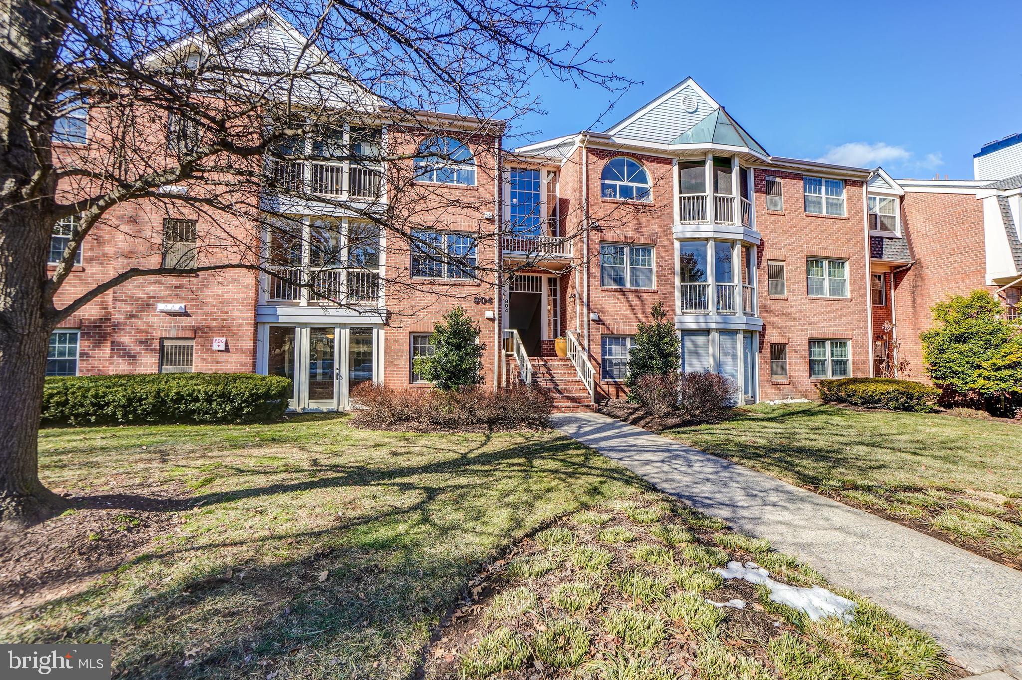 THE OAKS AT WASH WOODS CONDO - Residential