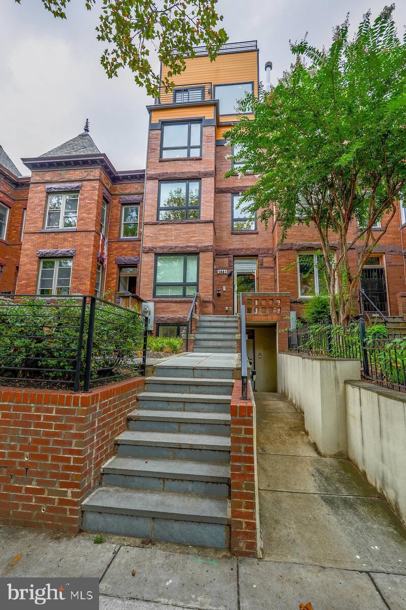 COLUMBIA HEIGHTS - Residential Income