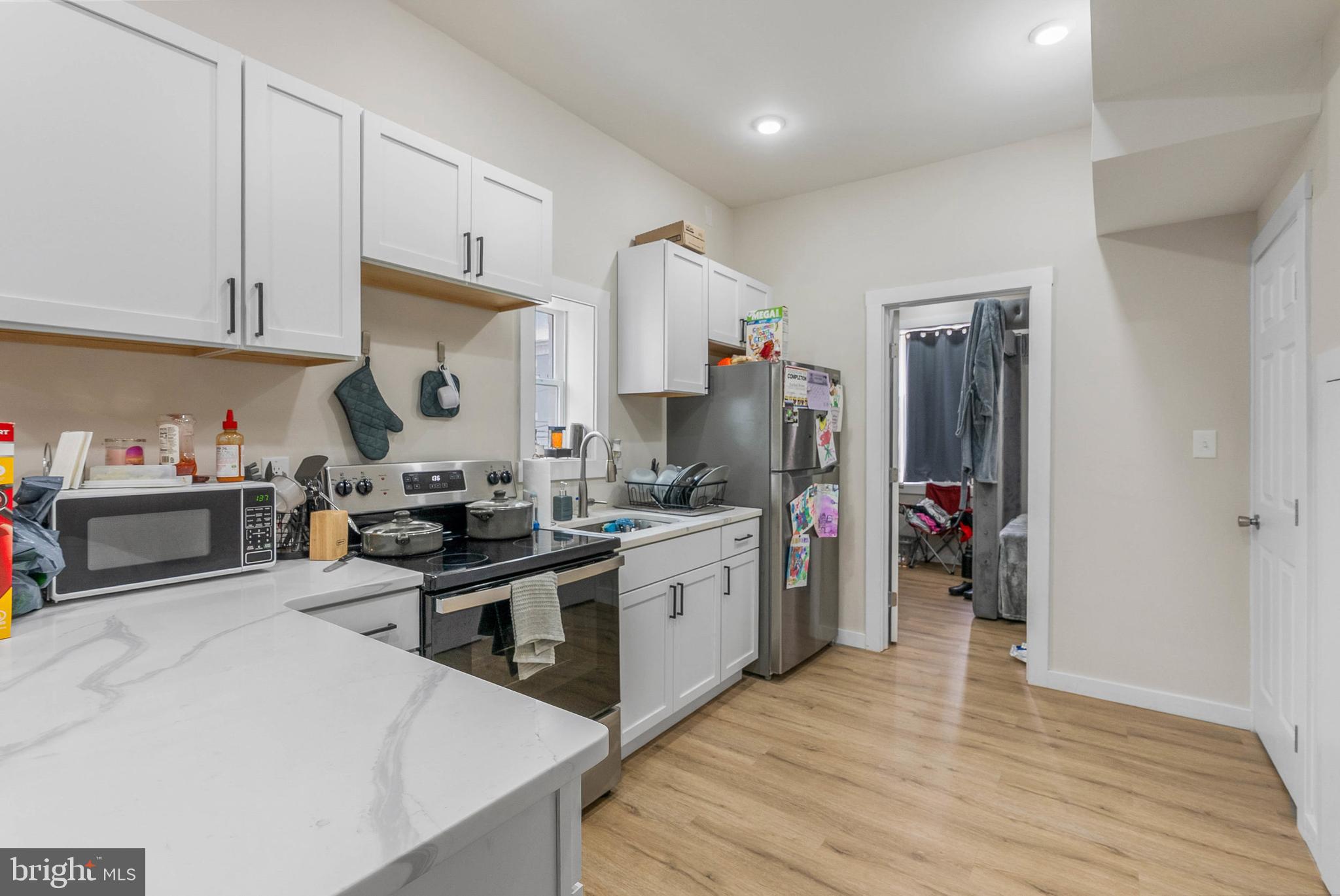 WEST KENSINGTON - Commercial Sale