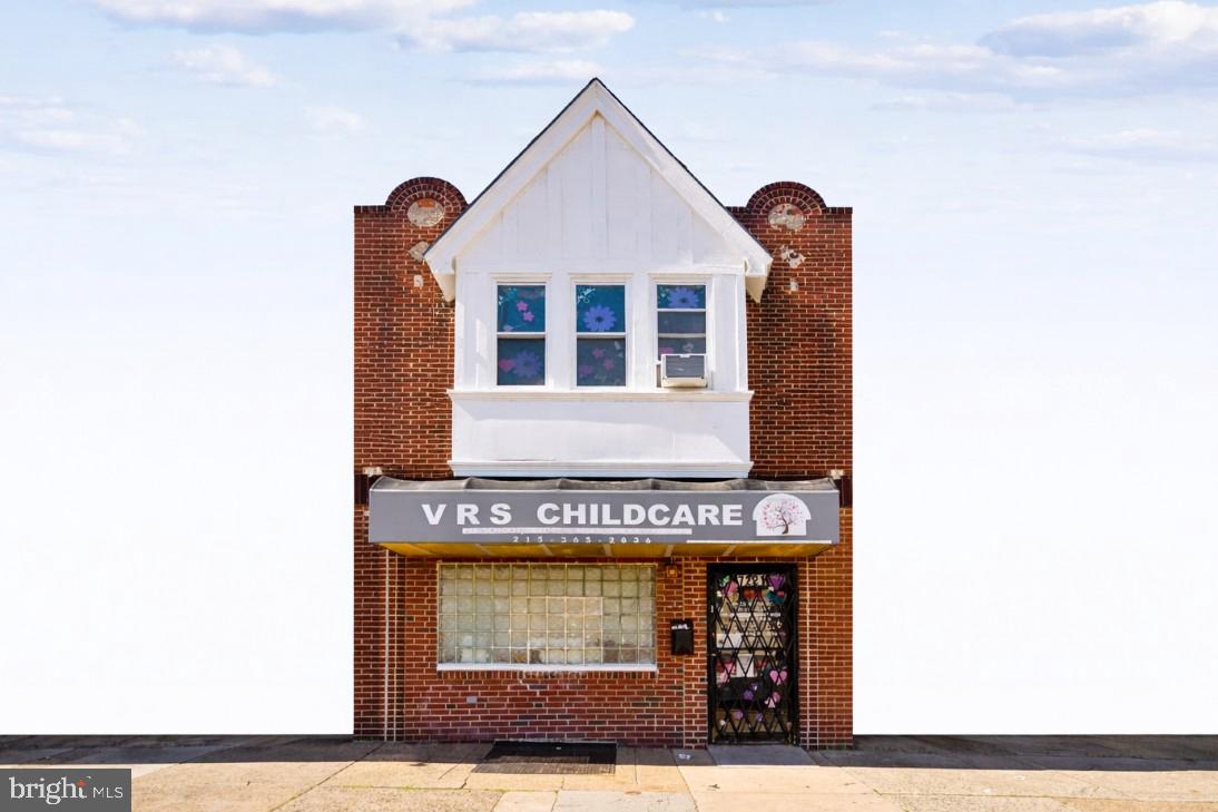 PHILADELPHIA (SOUTHWEST) - Commercial Sale