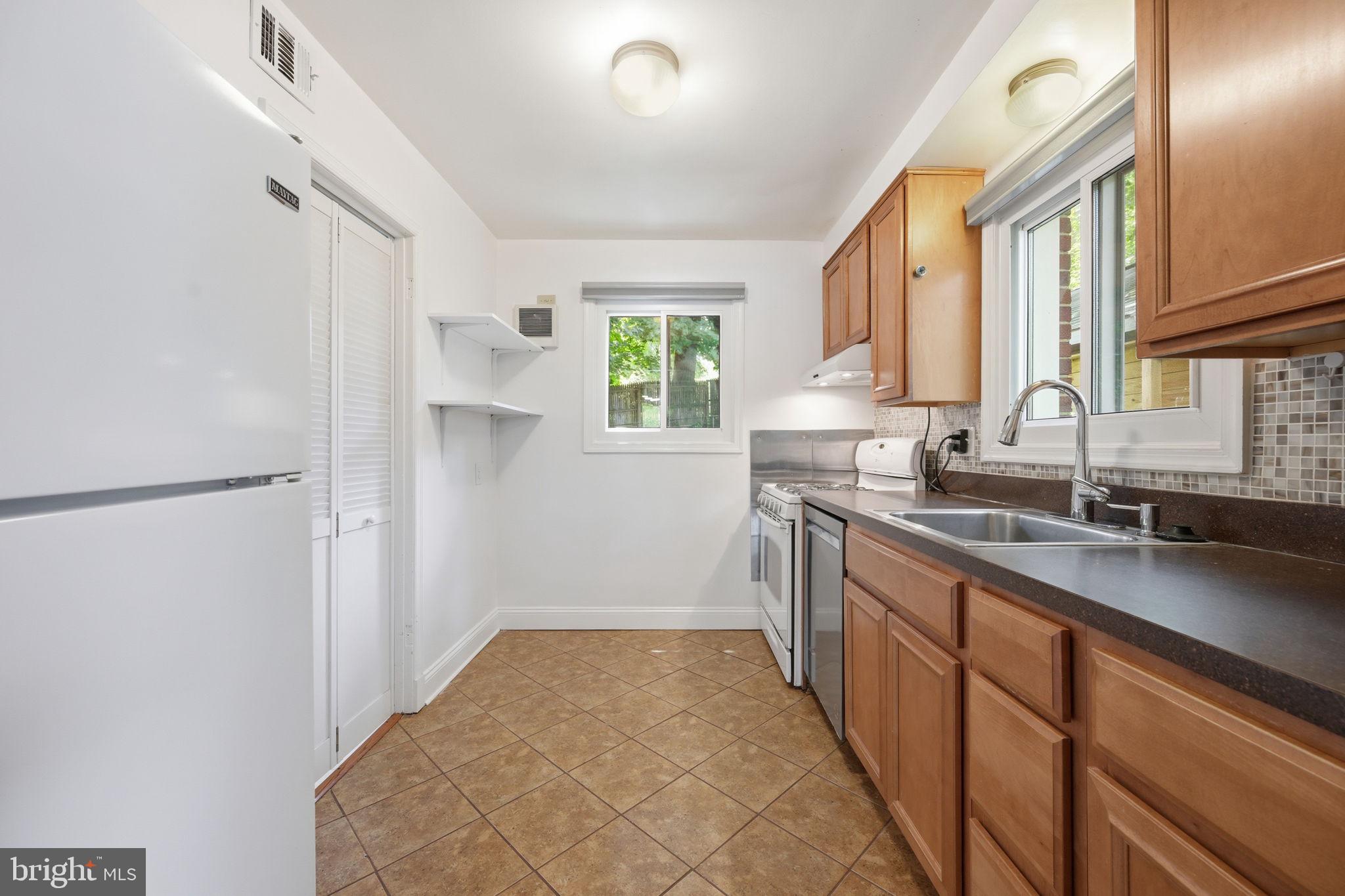 WHEATON FOREST - Residential