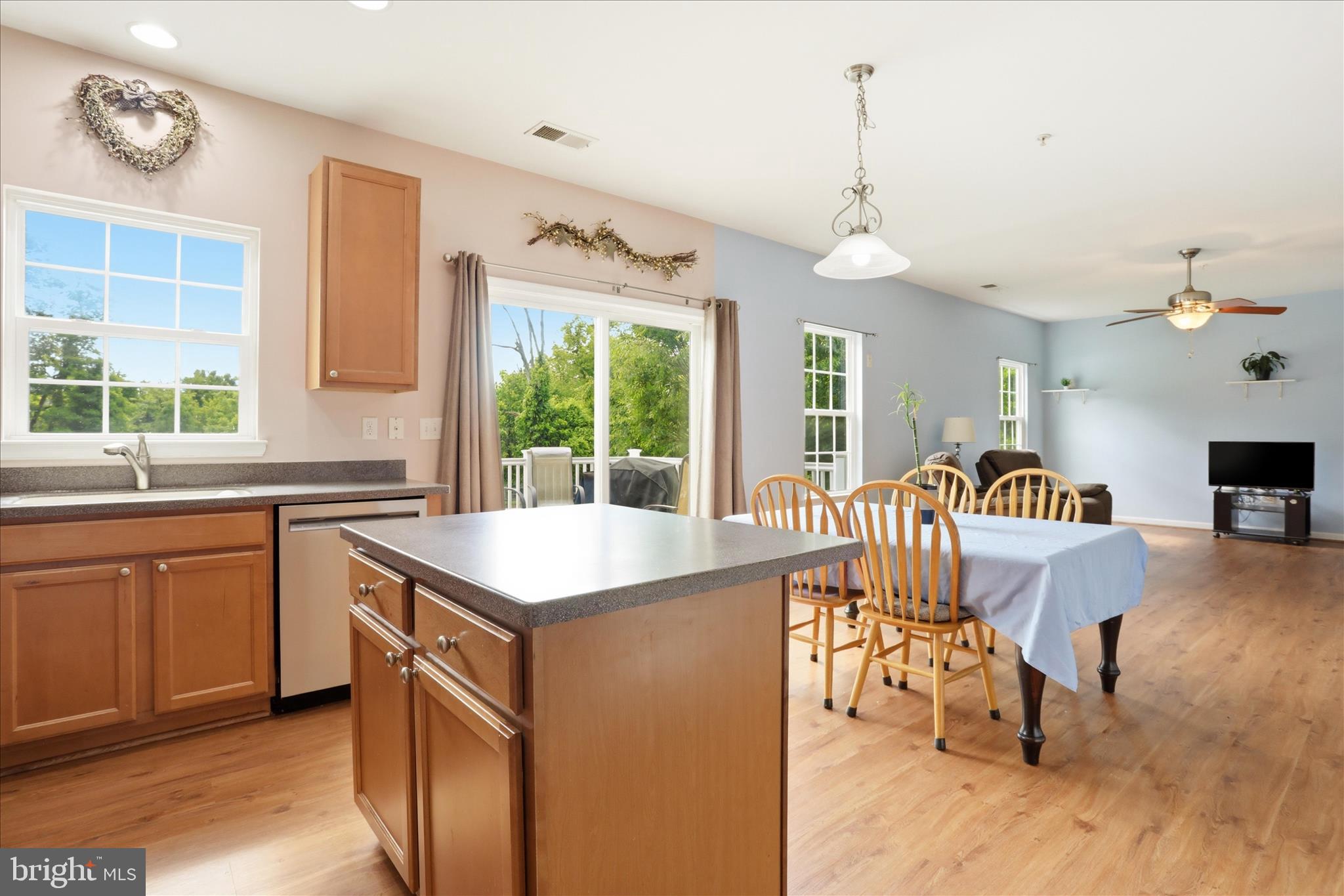CANNON BLUFF - Residential