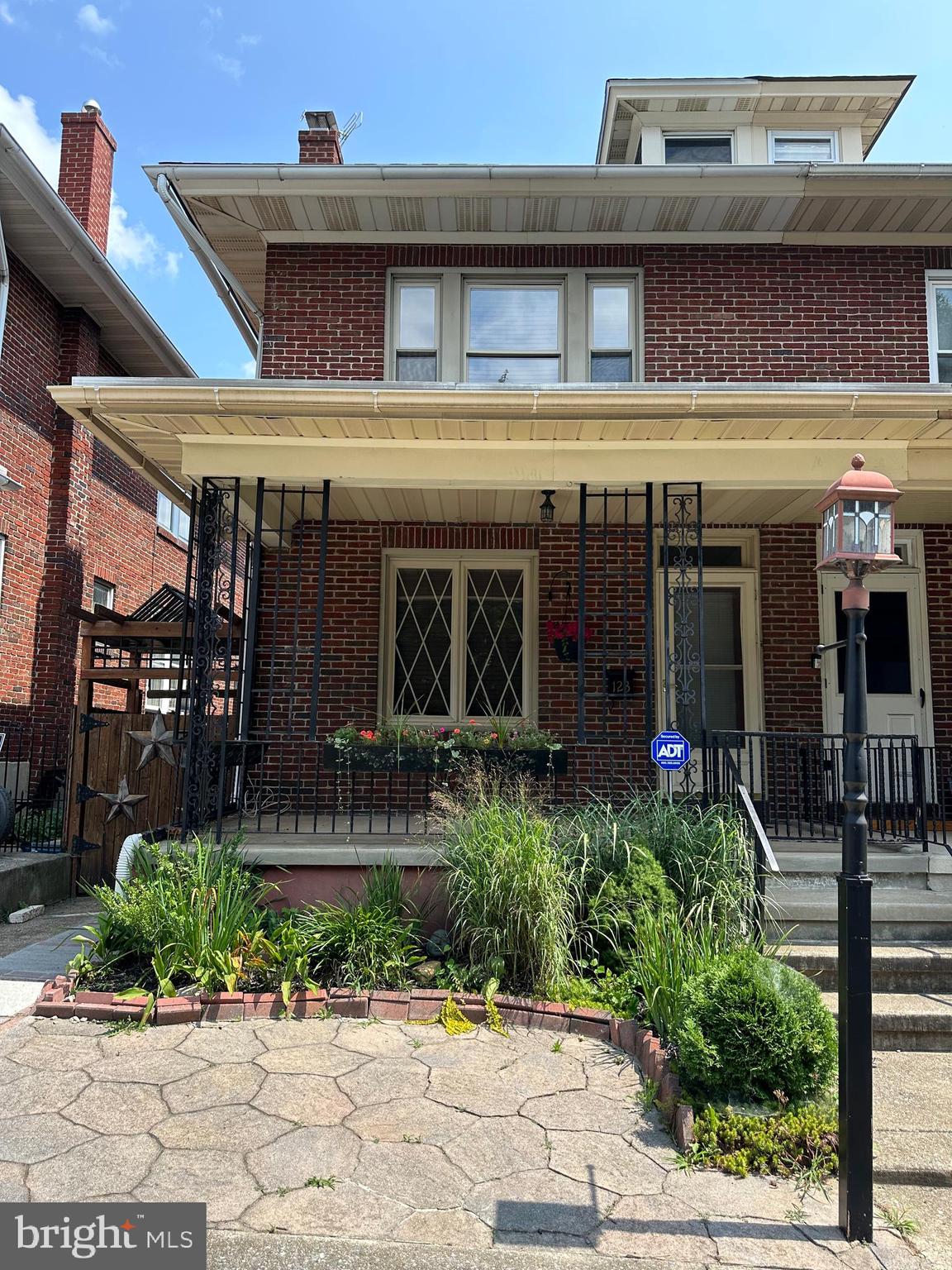HYDE PARK - Residential