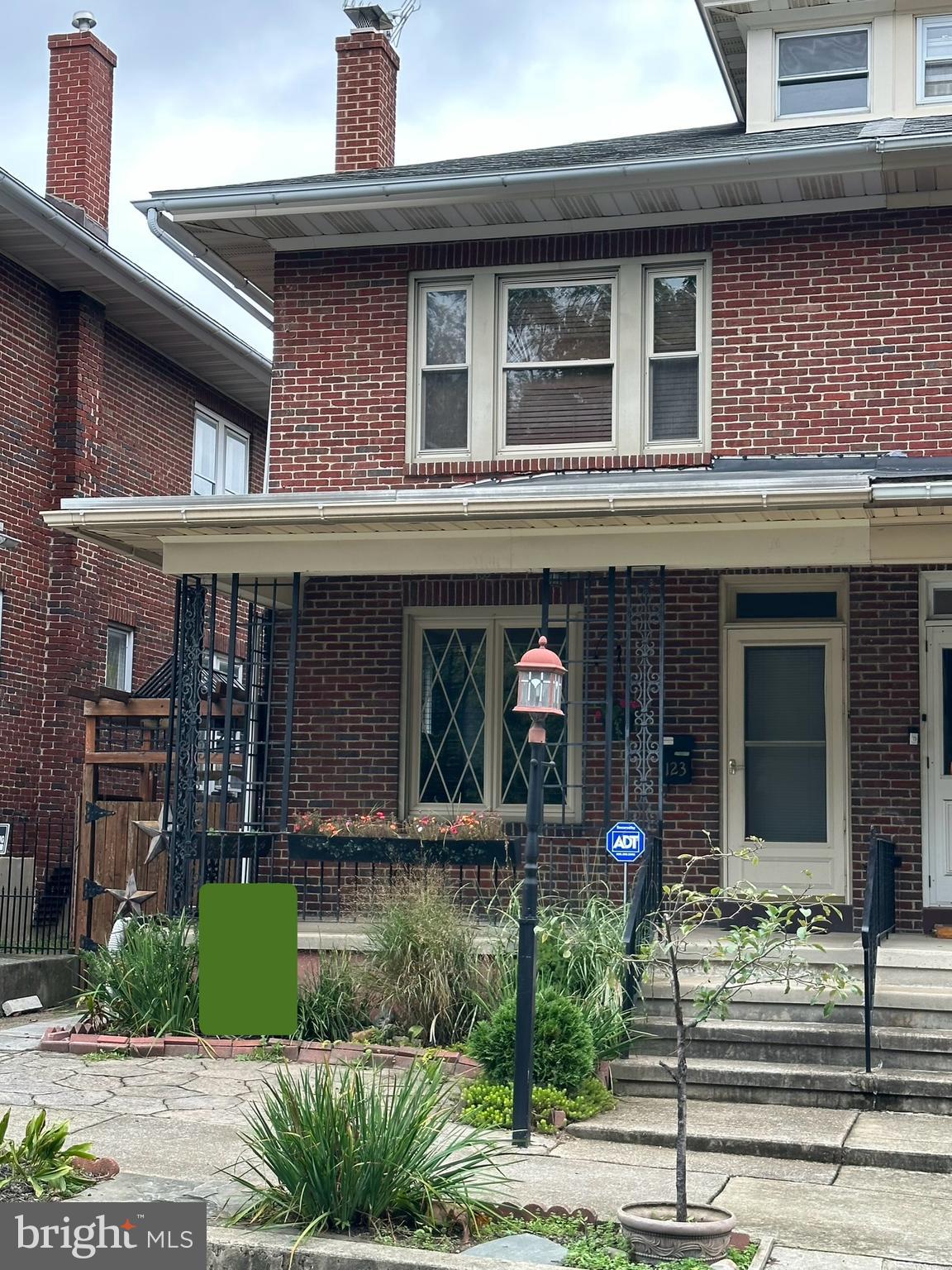 HYDE PARK - Residential