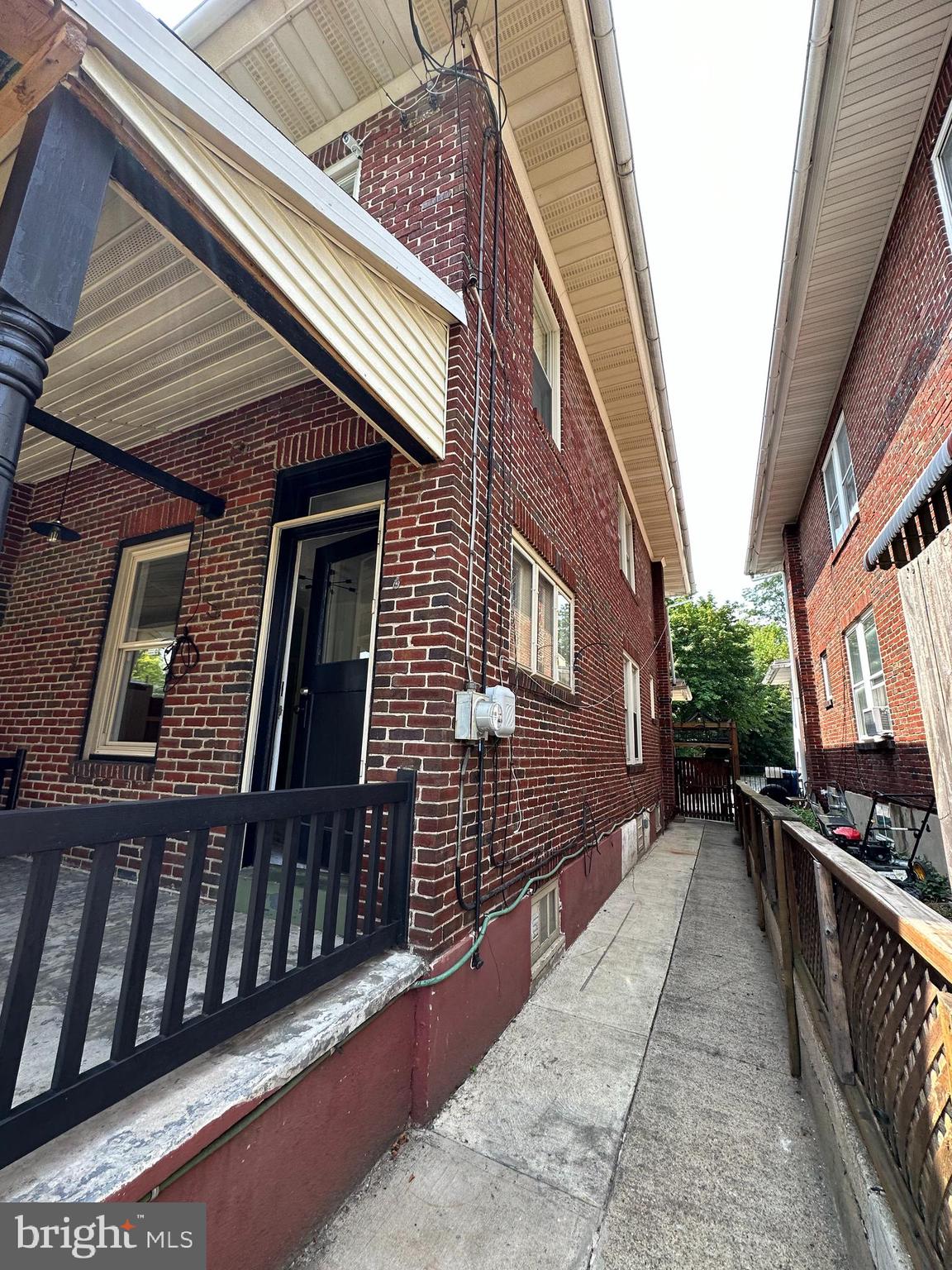HYDE PARK - Residential
