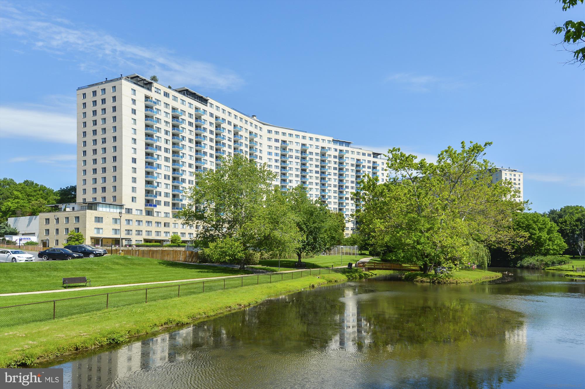 One bedroom featuring wood floors, pond views from your balcony, all utilities included, outdoor parking included. Located on the 5th floor, this building features a fitness room, large laundry room with 20 washer and dryers, 5 star Grosvenor Market, dry-cleaners, 24 hour front desk and more! Full service building just steps to Grosvenor Strathmore Metro and Strathmore Arts Center, just minutes to NIH and Bethesda Naval and all major routes! North or south features some of the finest restaurants in the county. Situated on a very desirable 20 acre park and just steps to Rock Creek Park. No smoking building. 
$50 application fee, $350 move in fee, $100 processing fee