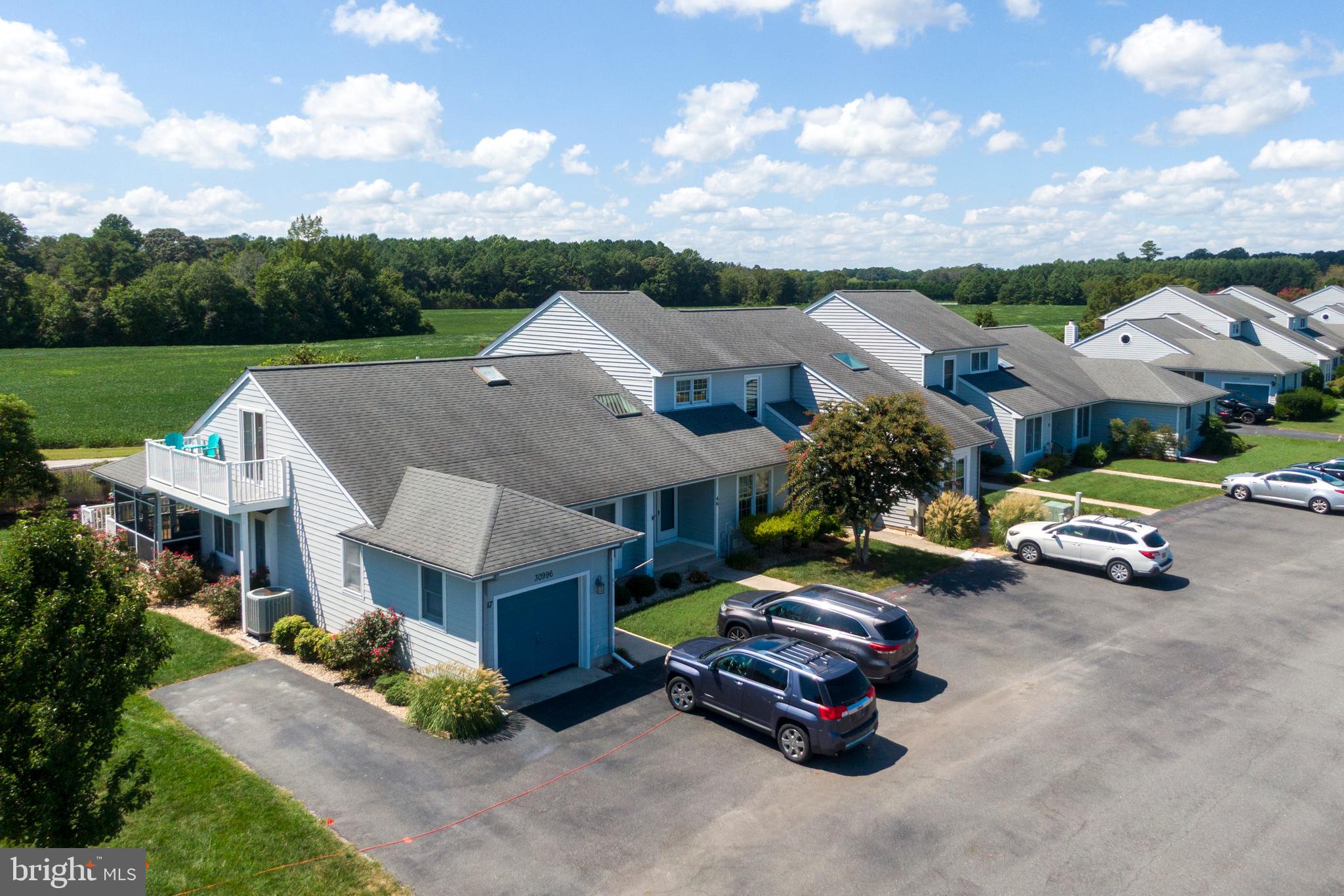 GULL POINT - Residential