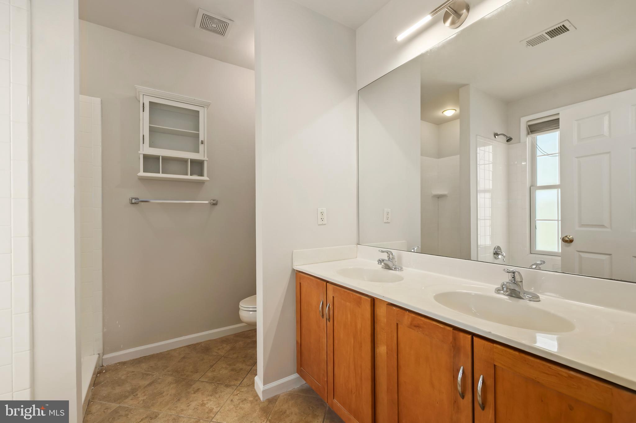 ASHLAWN RIDGE - Residential