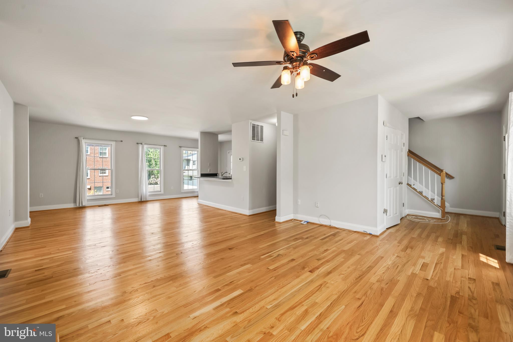 ASHLAWN RIDGE - Residential