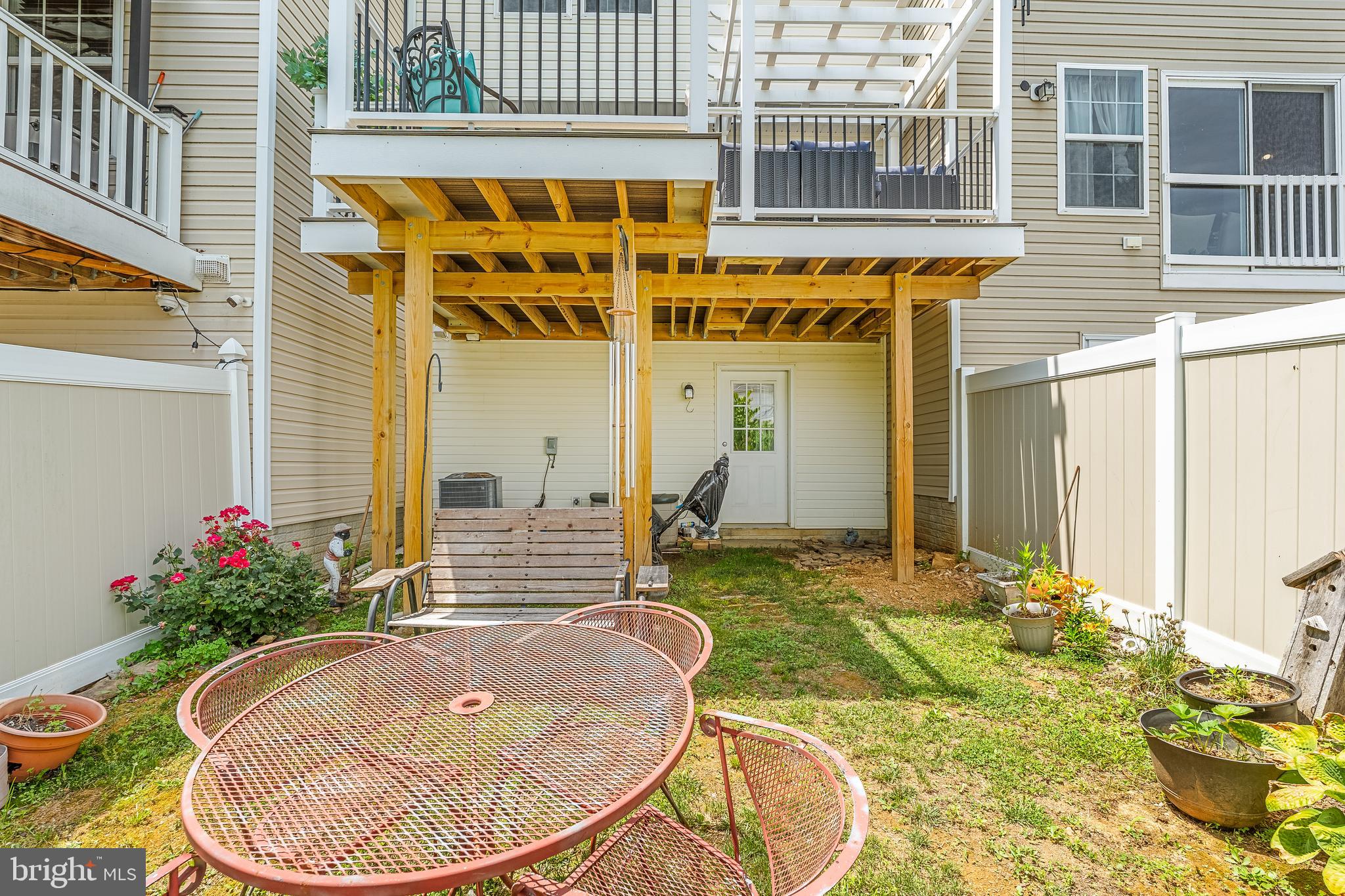 STONEBROOK VILLAGE - Residential