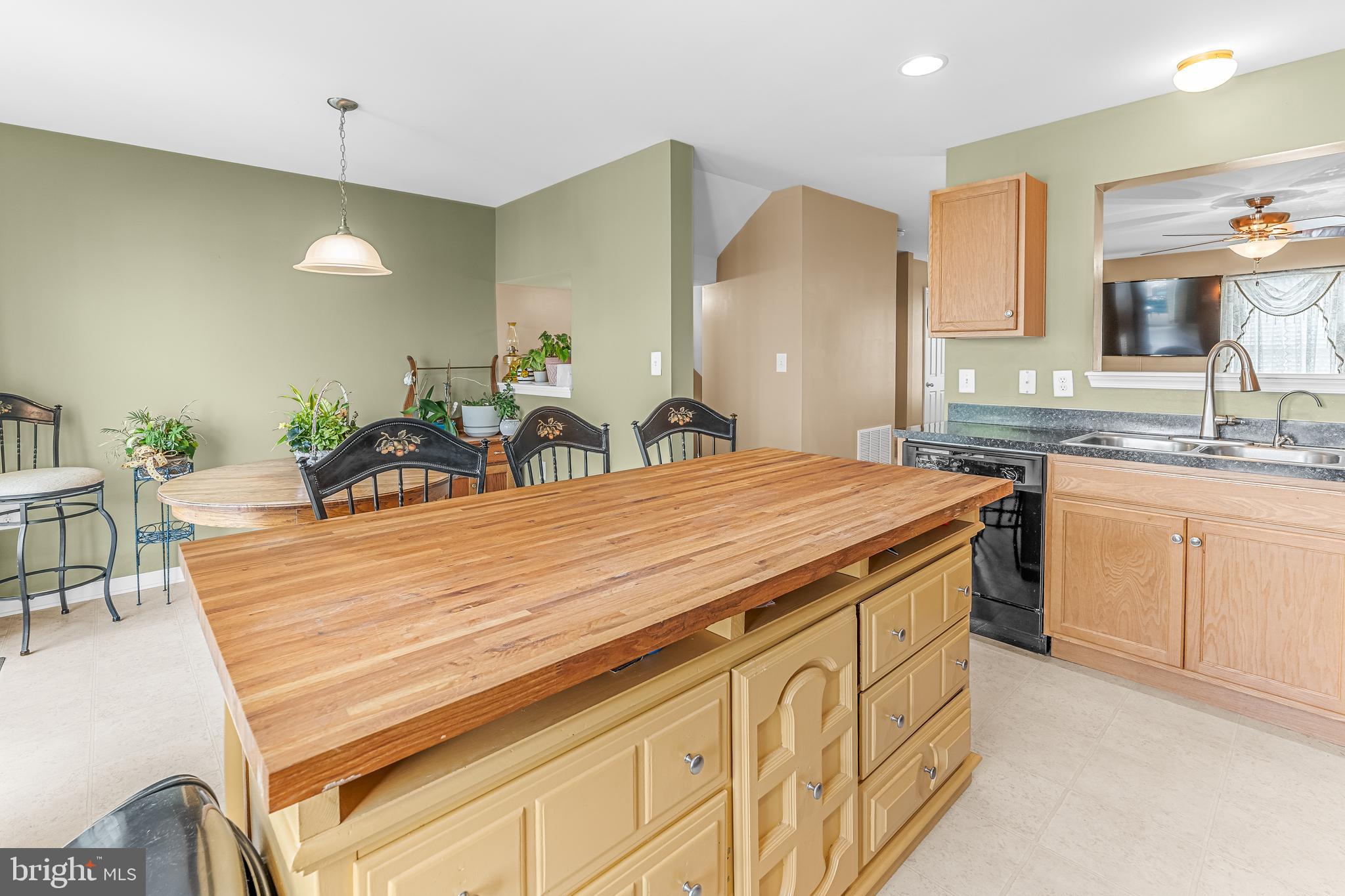 STONEBROOK VILLAGE - Residential