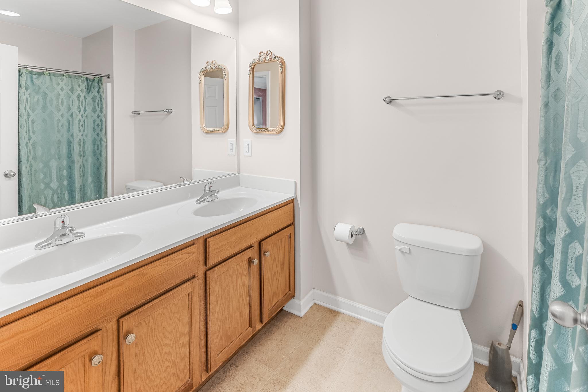 STONEBROOK VILLAGE - Residential