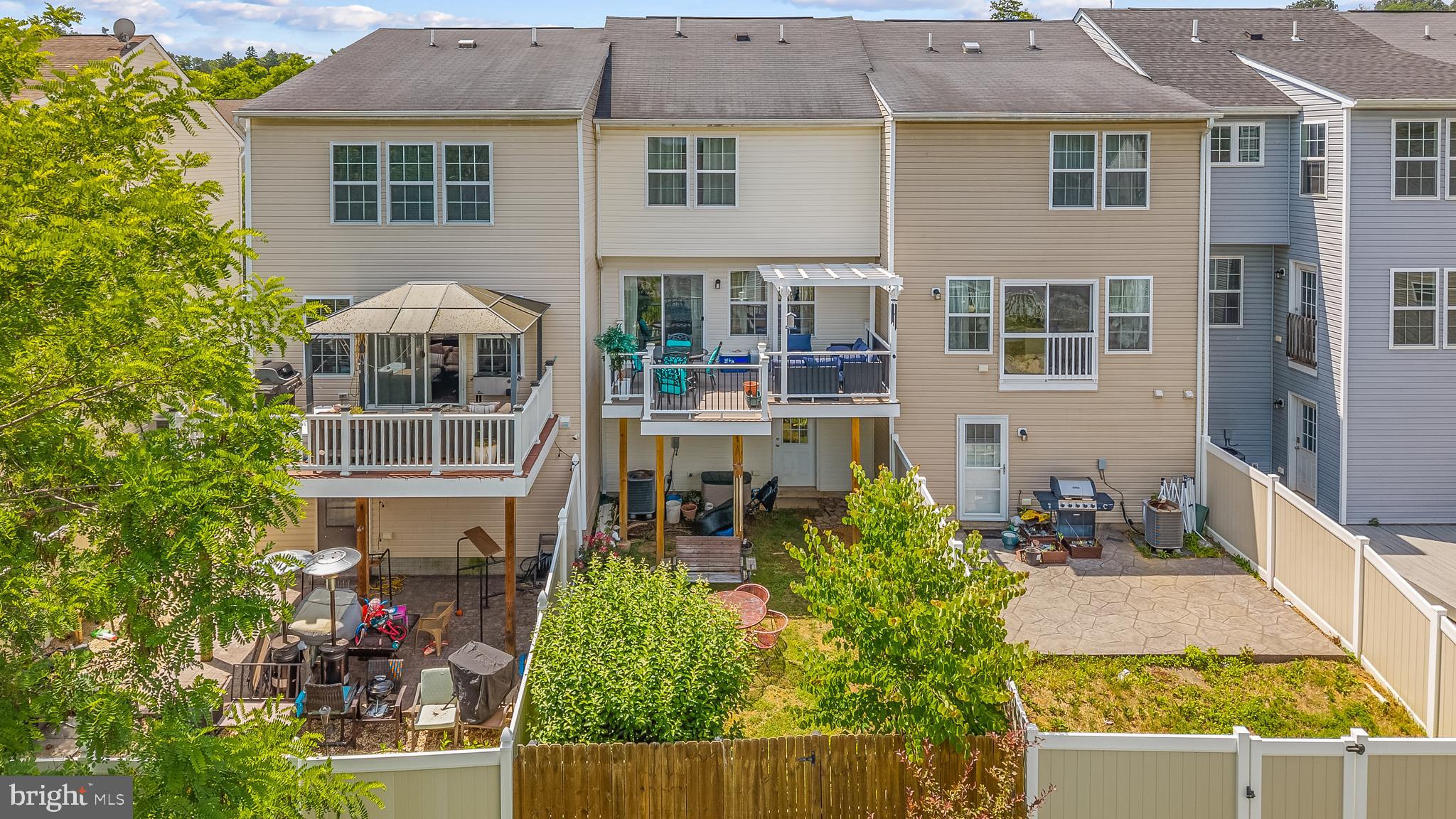 STONEBROOK VILLAGE - Residential