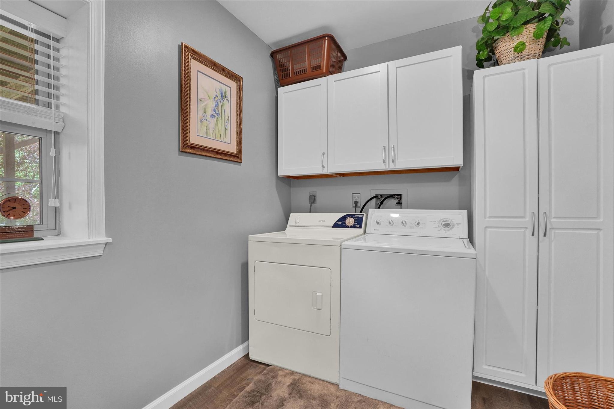 FOX MEADOWS - Residential