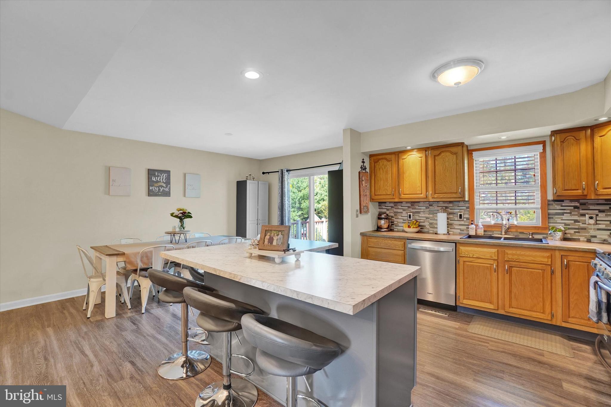 FOX MEADOWS - Residential