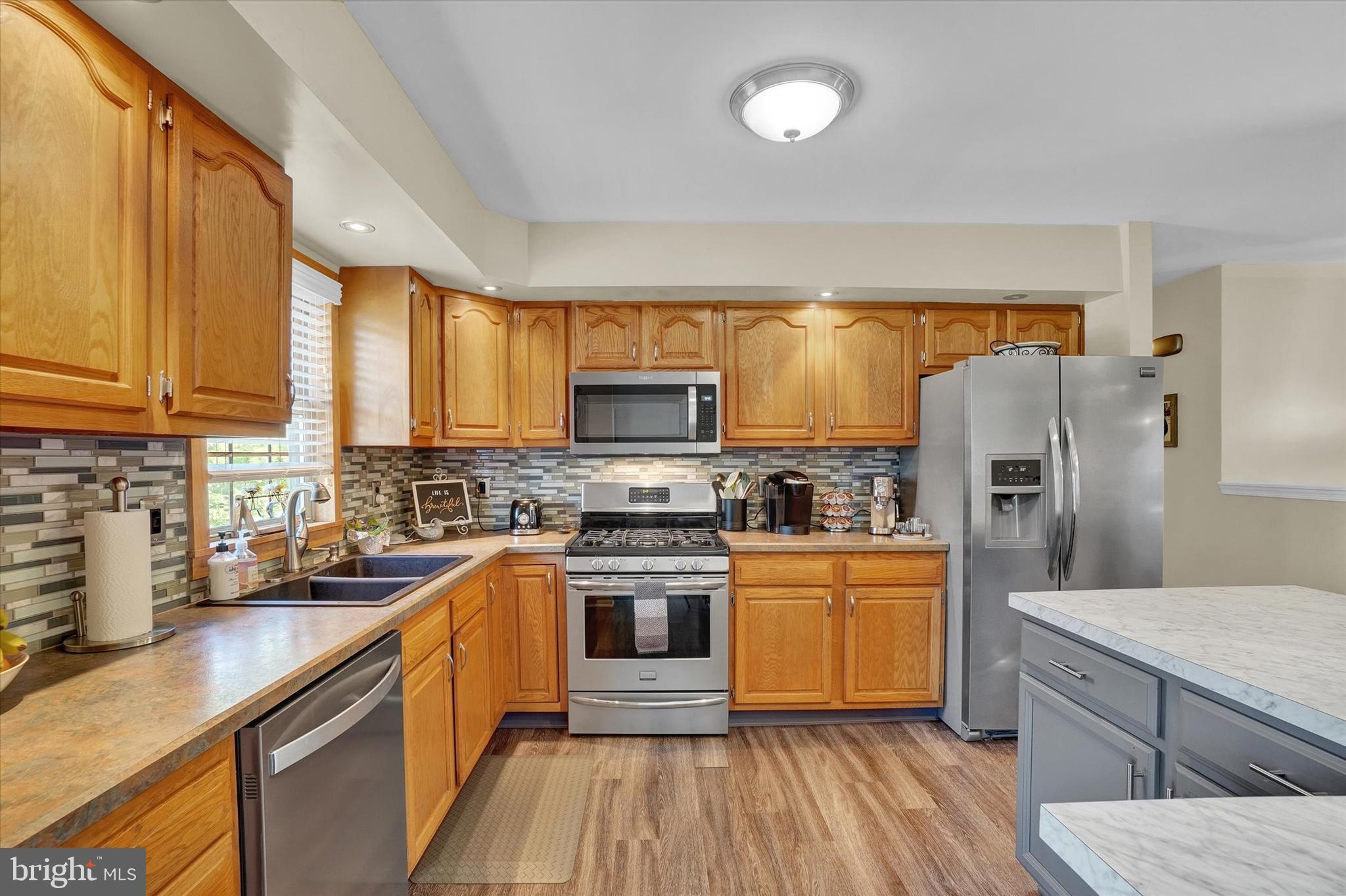 FOX MEADOWS - Residential