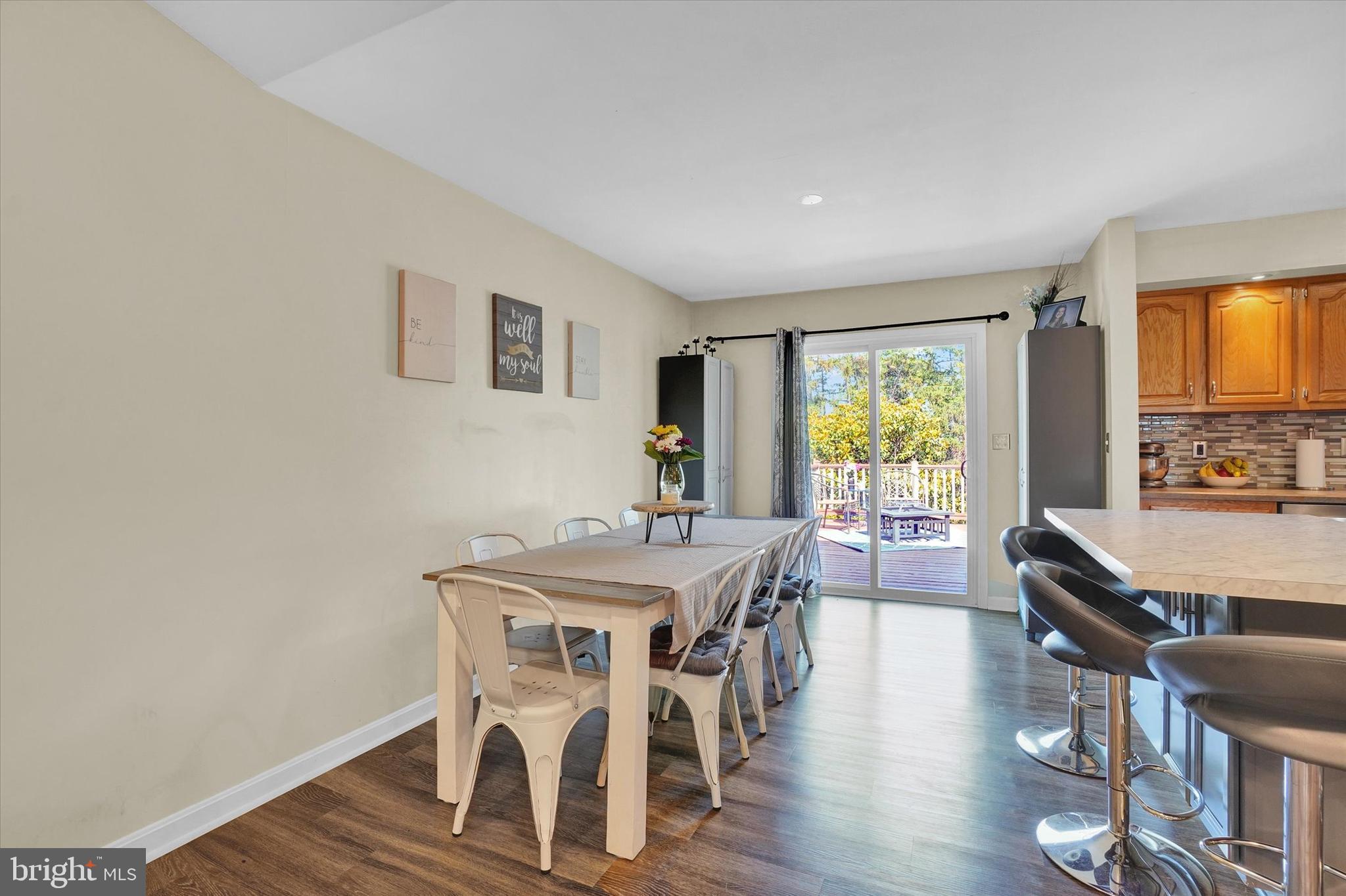 FOX MEADOWS - Residential