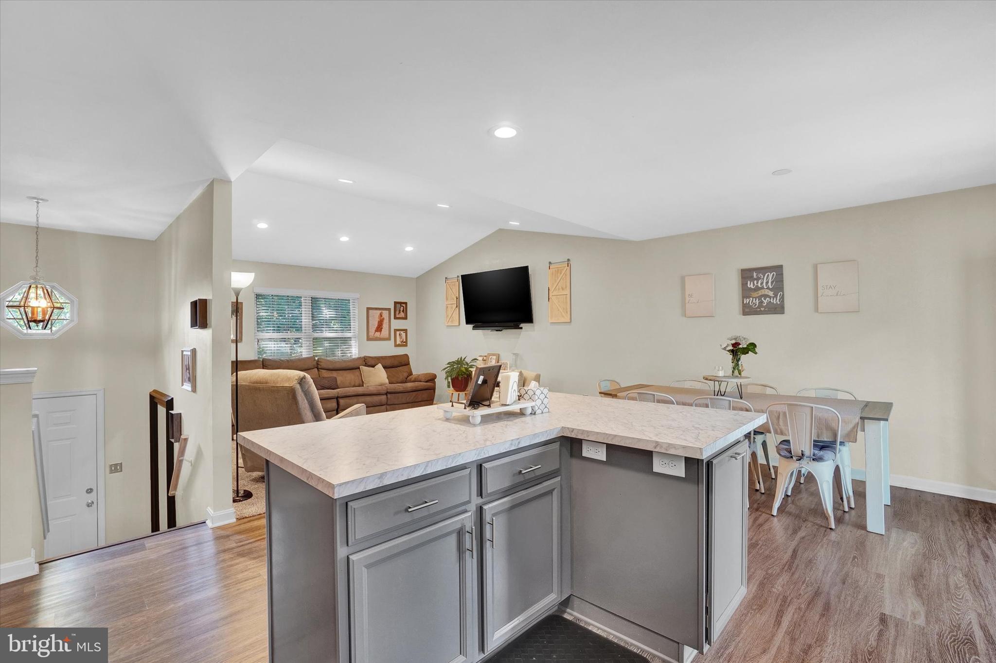 FOX MEADOWS - Residential