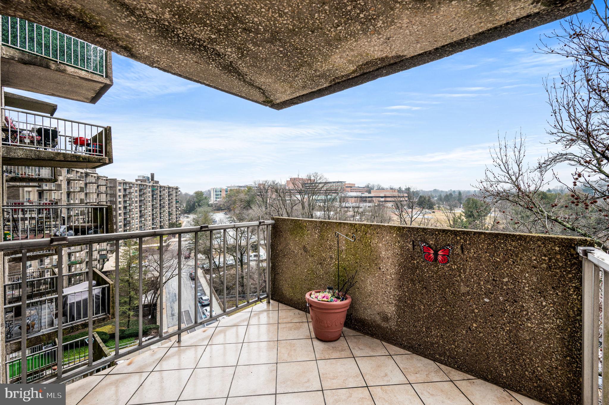 GREEN HILL - Residential