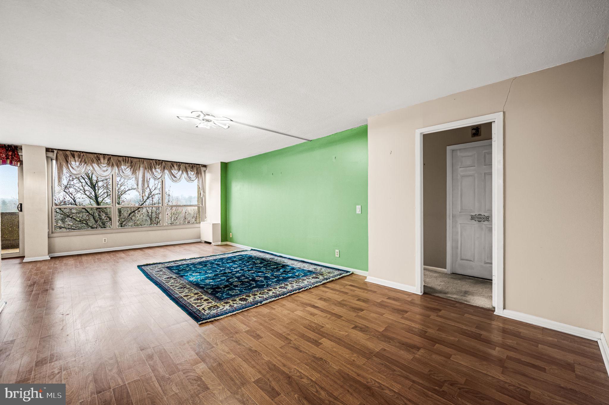 GREEN HILL - Residential