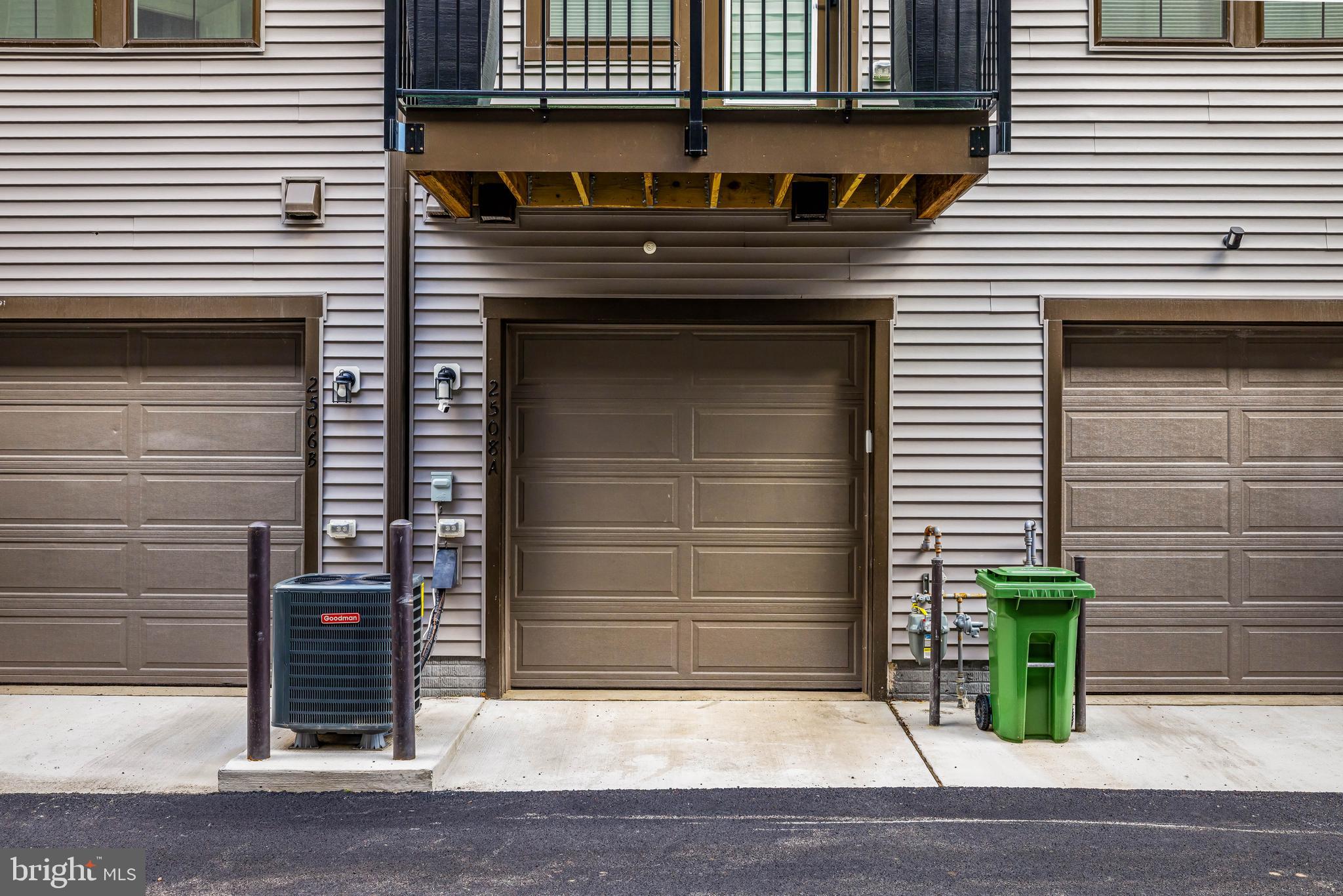 LOCKE LANDING - Residential