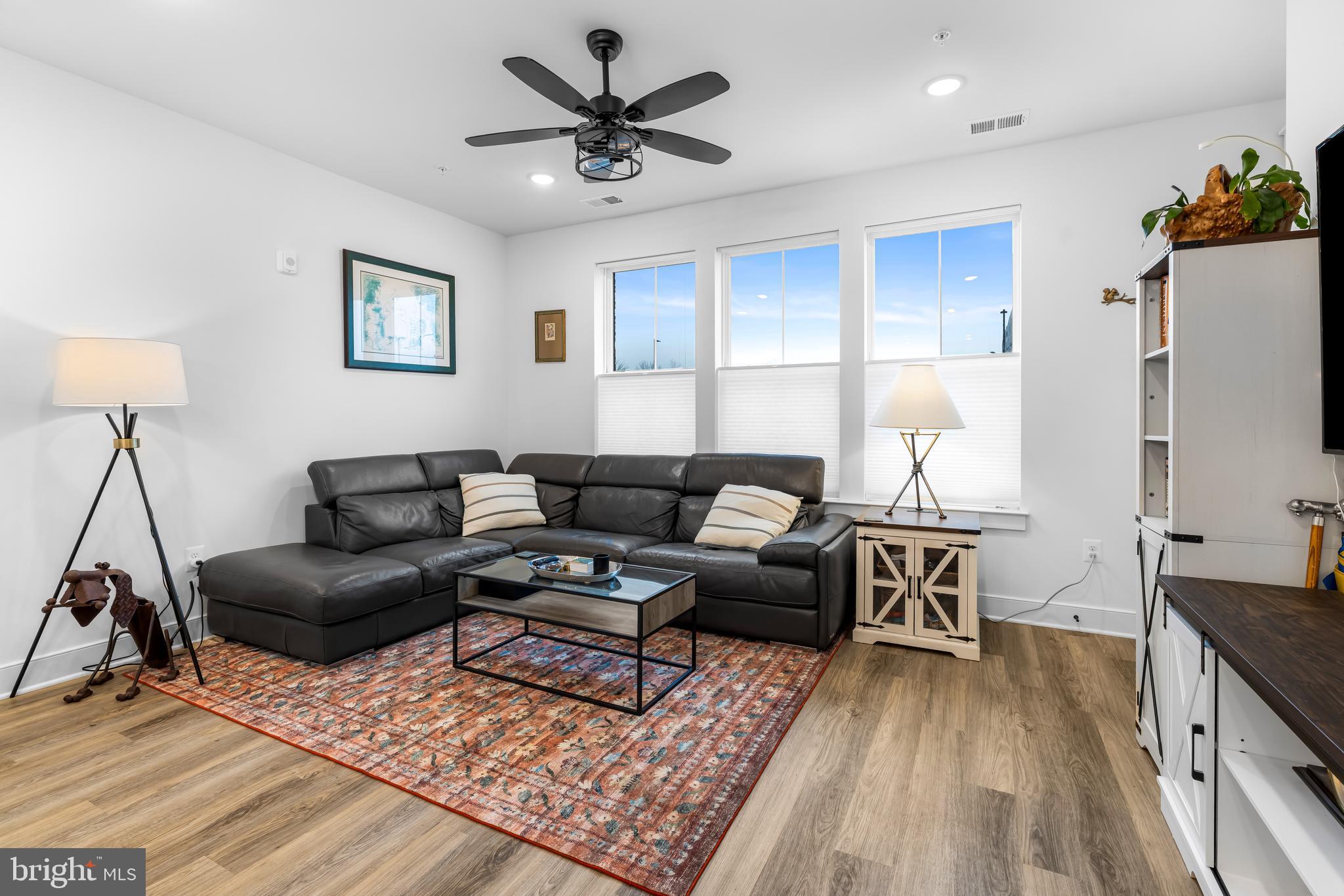 LOCKE LANDING - Residential