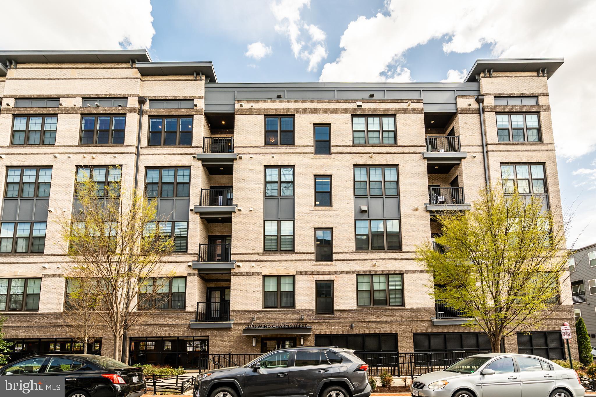 METROPARK AT ARROWBROOK - Residential