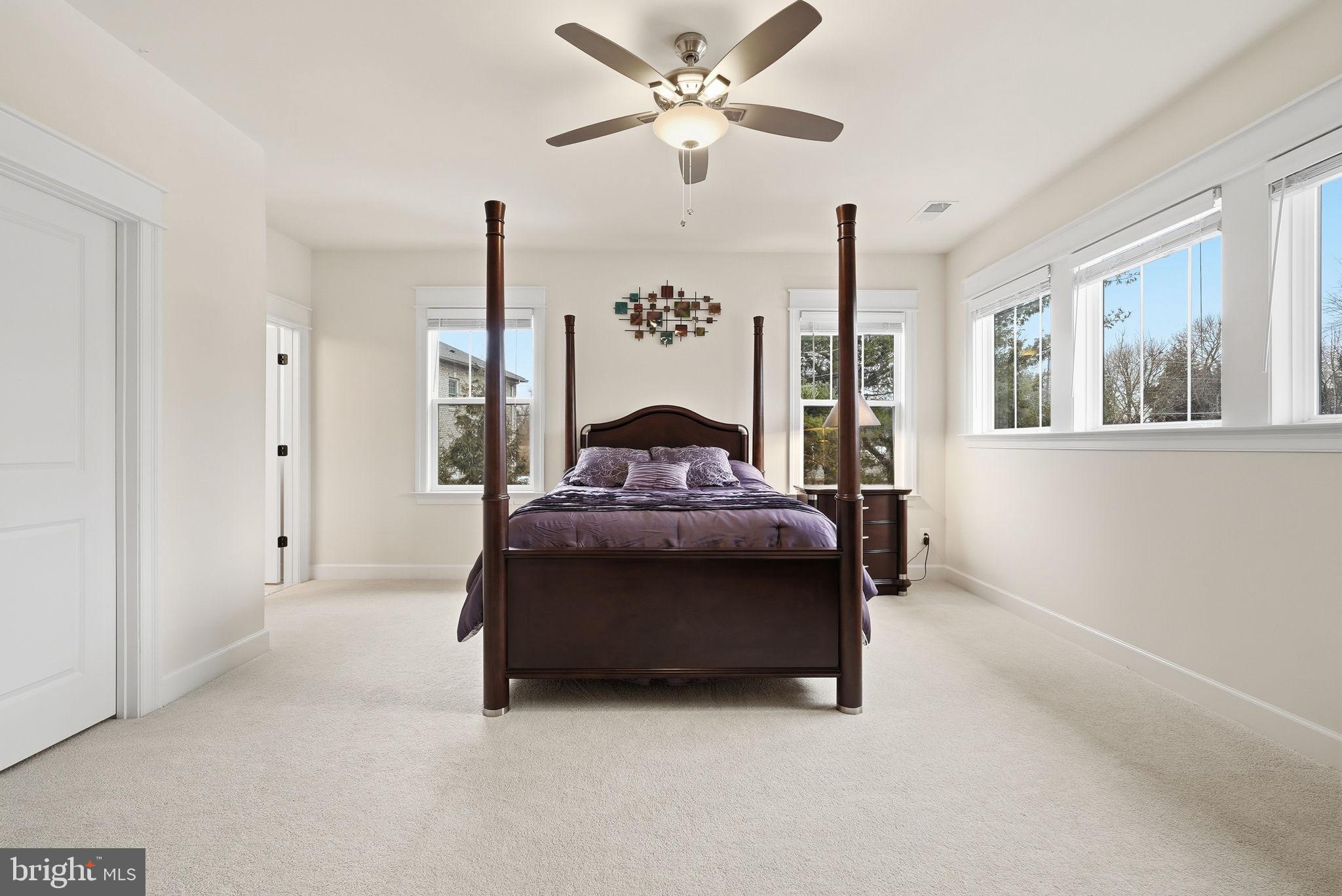 OAKCREST - Residential